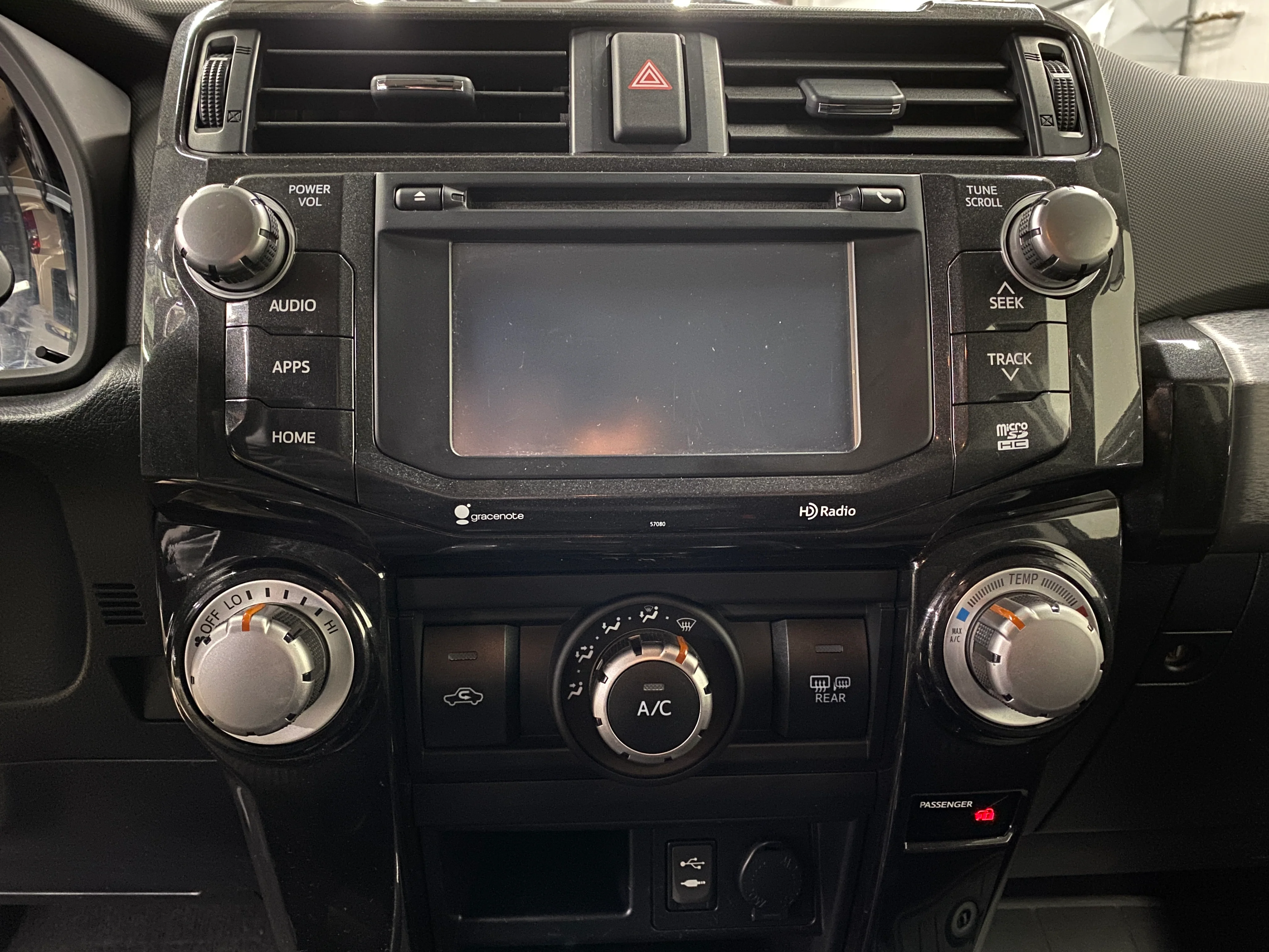 2015 Toyota 4Runner Trail 4.0L 4WD - Image 21