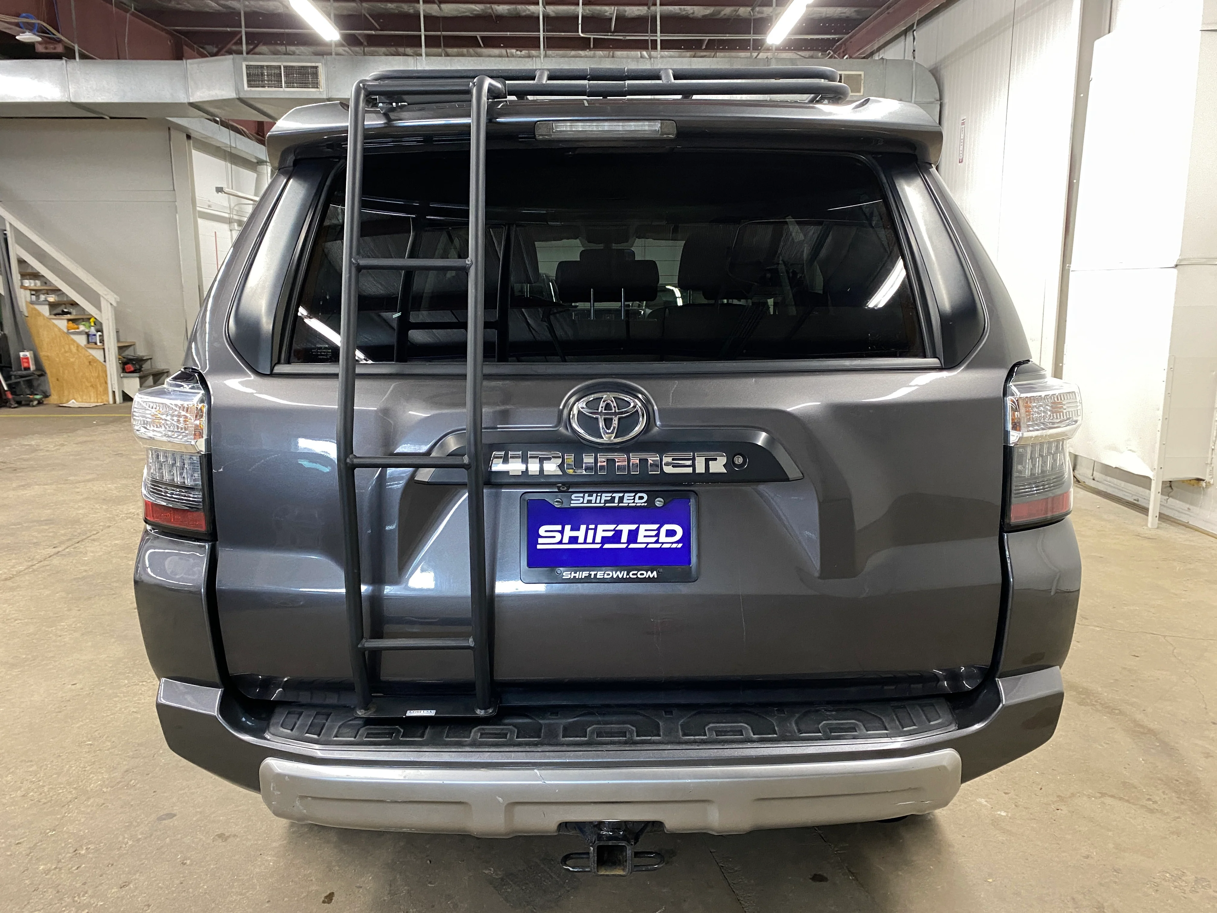 2015 Toyota 4Runner Trail 4.0L 4WD - Image 4