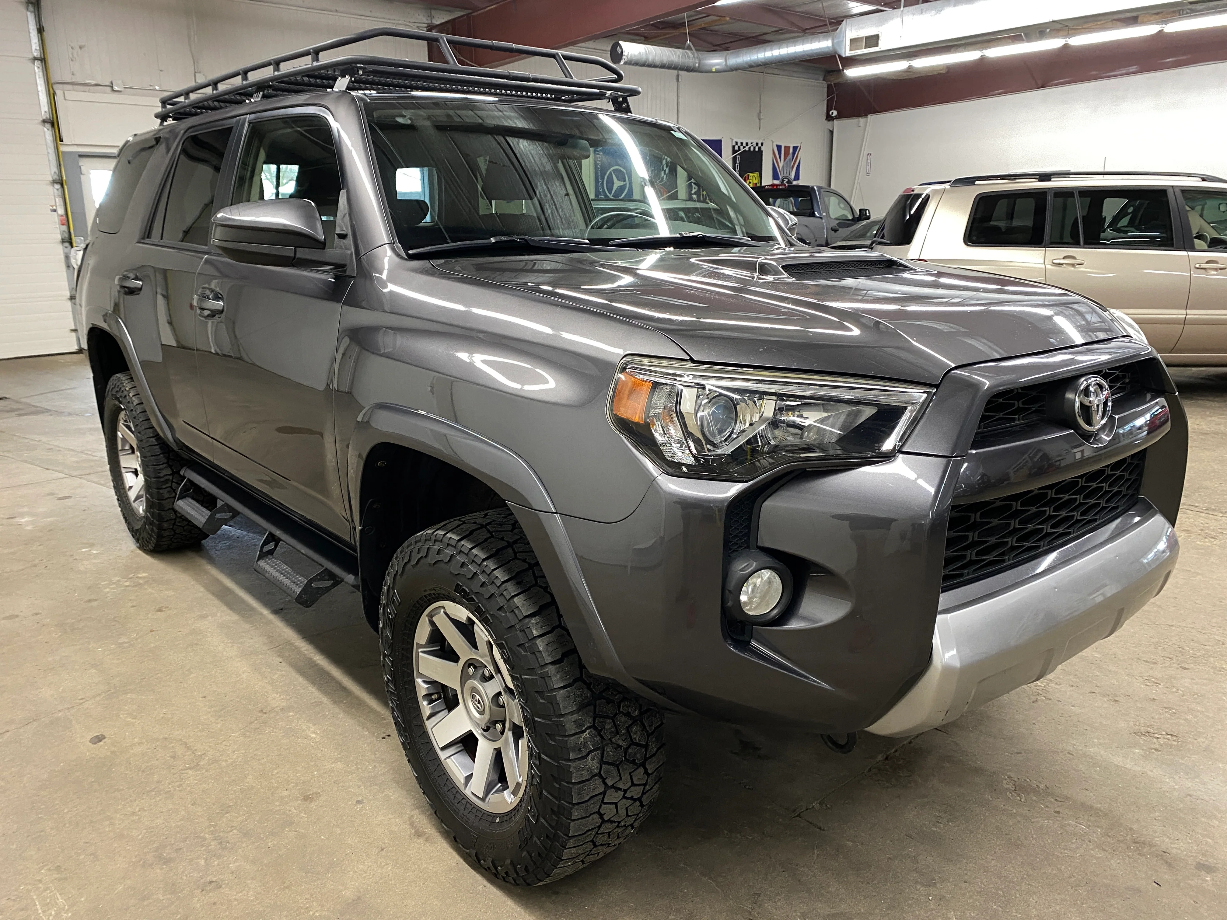 2015 Toyota 4Runner Trail 4.0L 4WD - Image 6