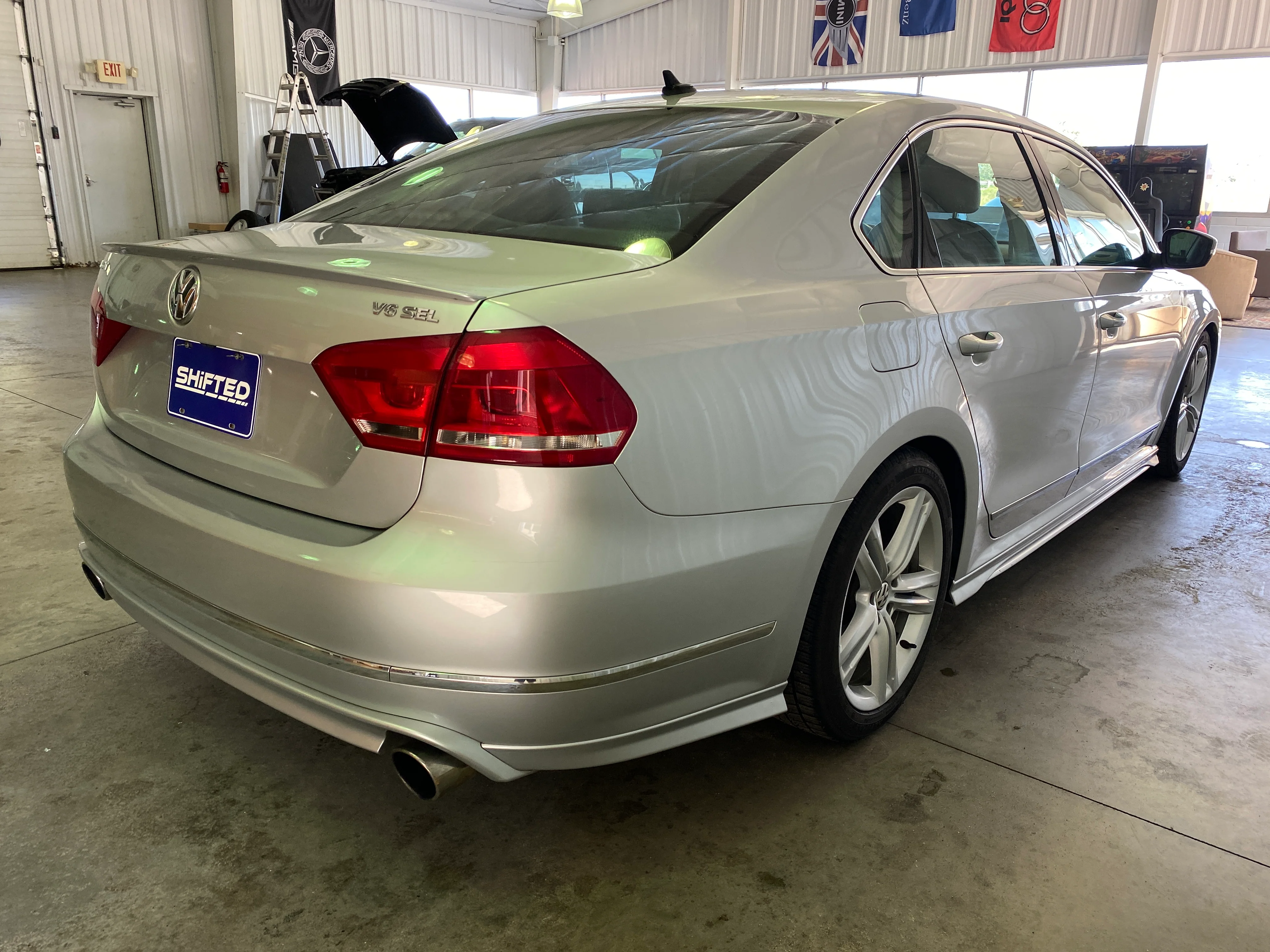 2015 Volkswagen Passat SEL Premium V6 - Image 5
