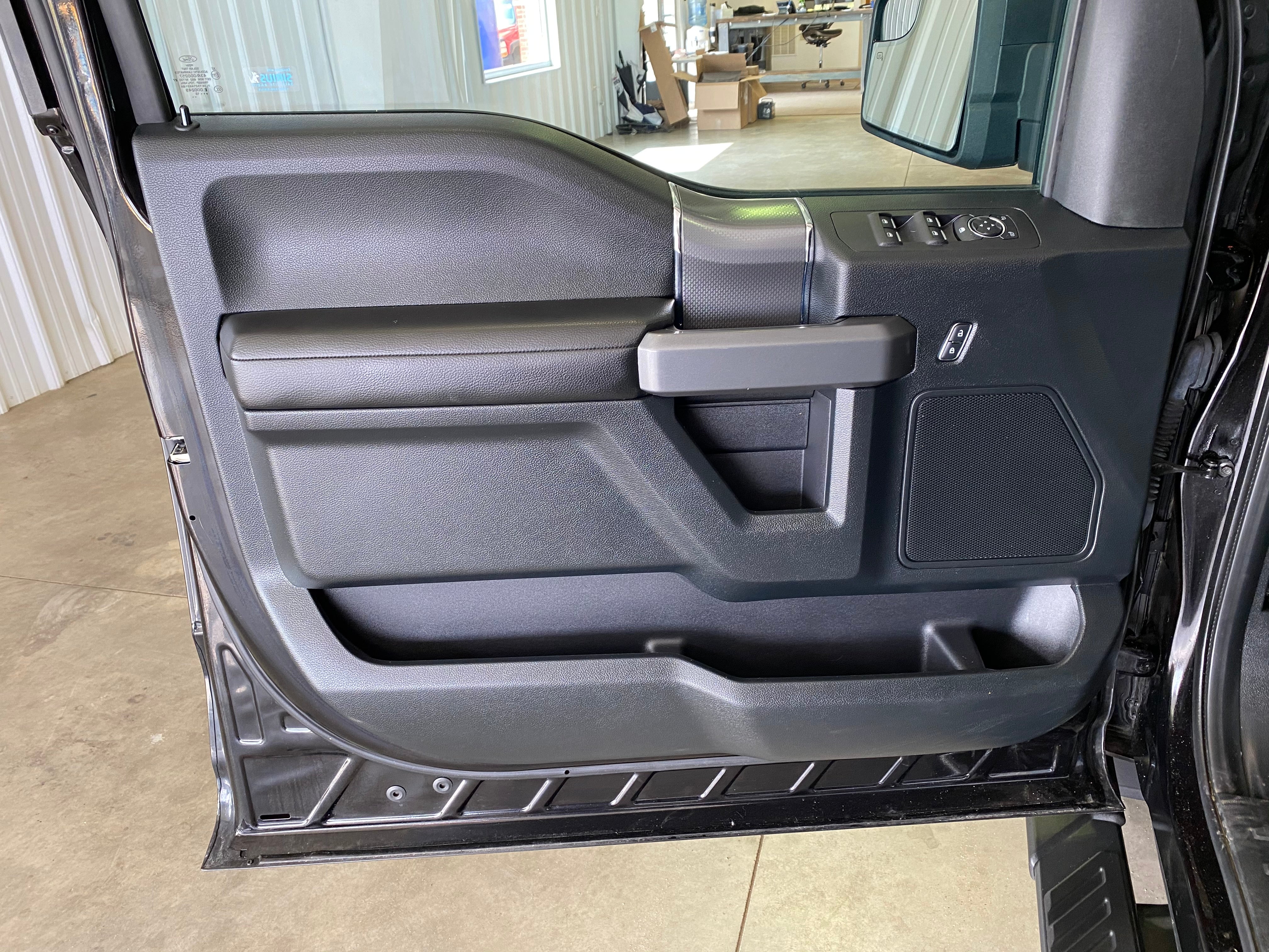 2016 Ford F-150 4WD SuperCrew XLT Sport - Image 24
