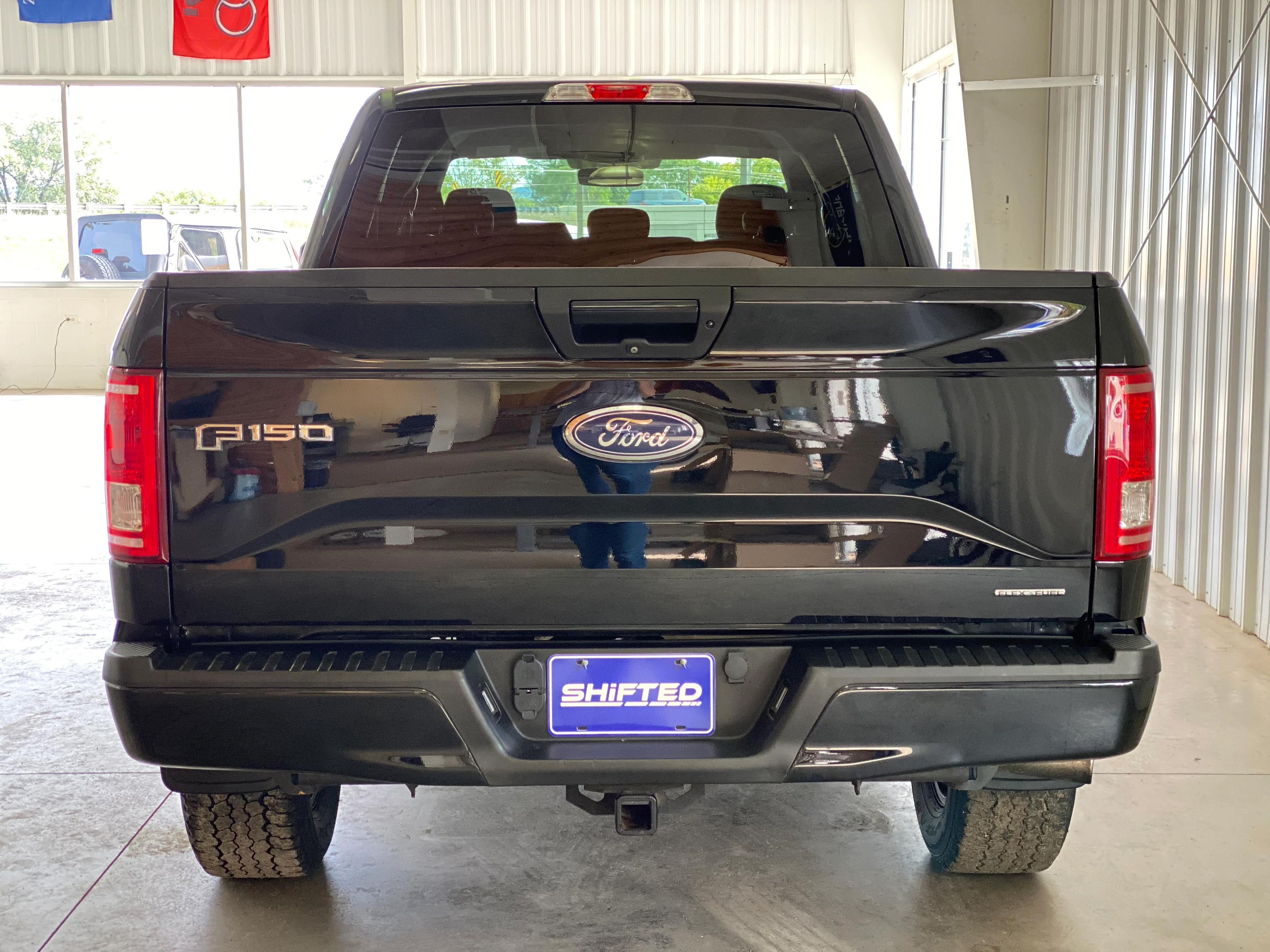 2016 Ford F-150 4WD SuperCrew XLT Sport - Image 4