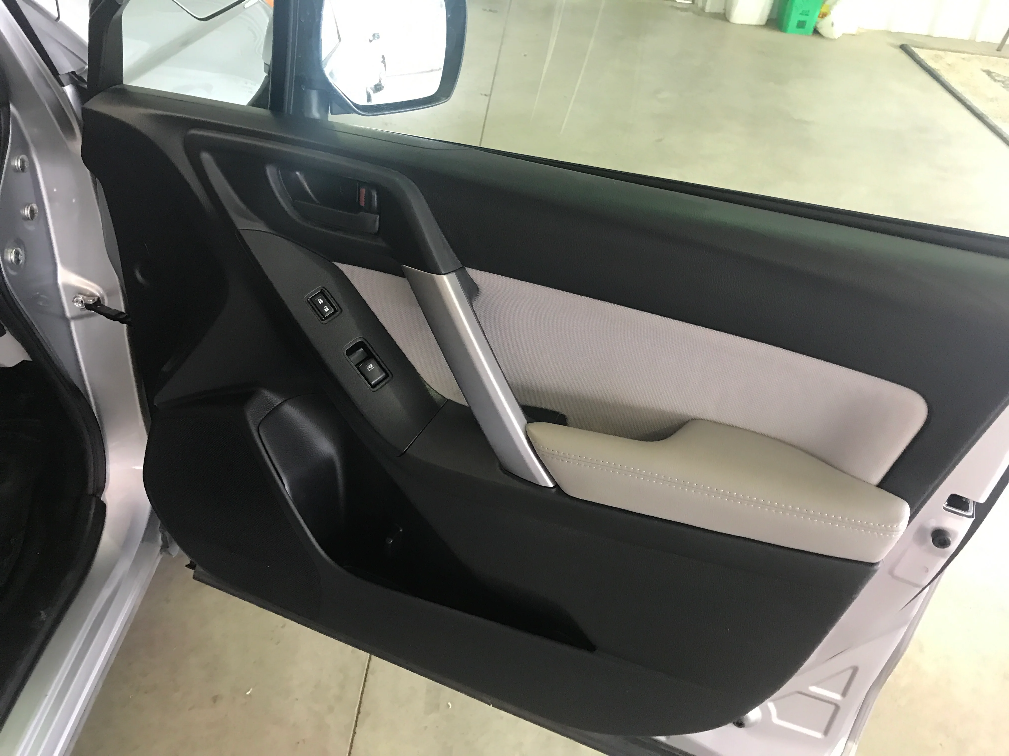 2016 Subaru Forester 2.5 Premium Manual - Image 22