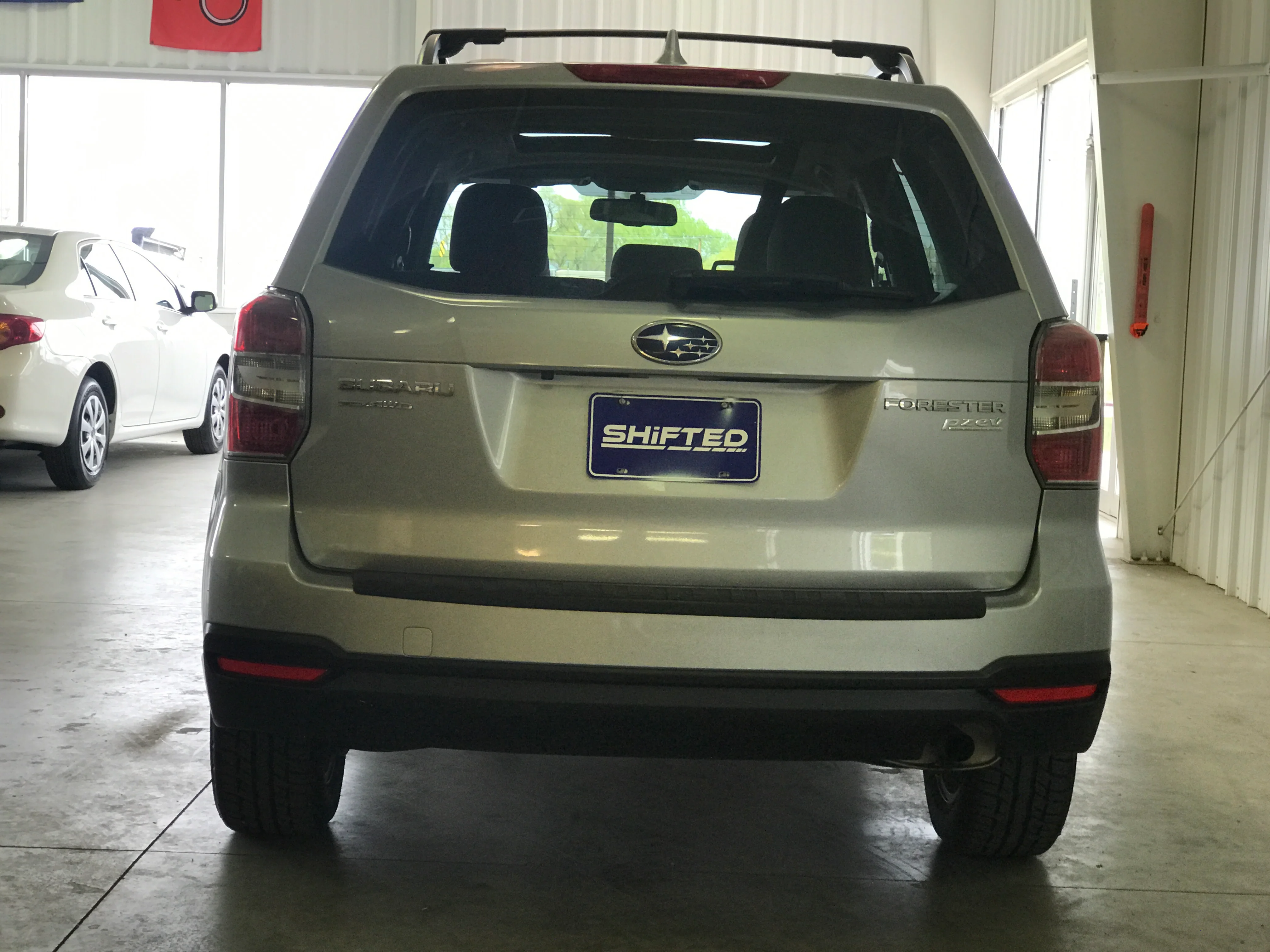 2016 Subaru Forester 2.5 Premium Manual - Image 4