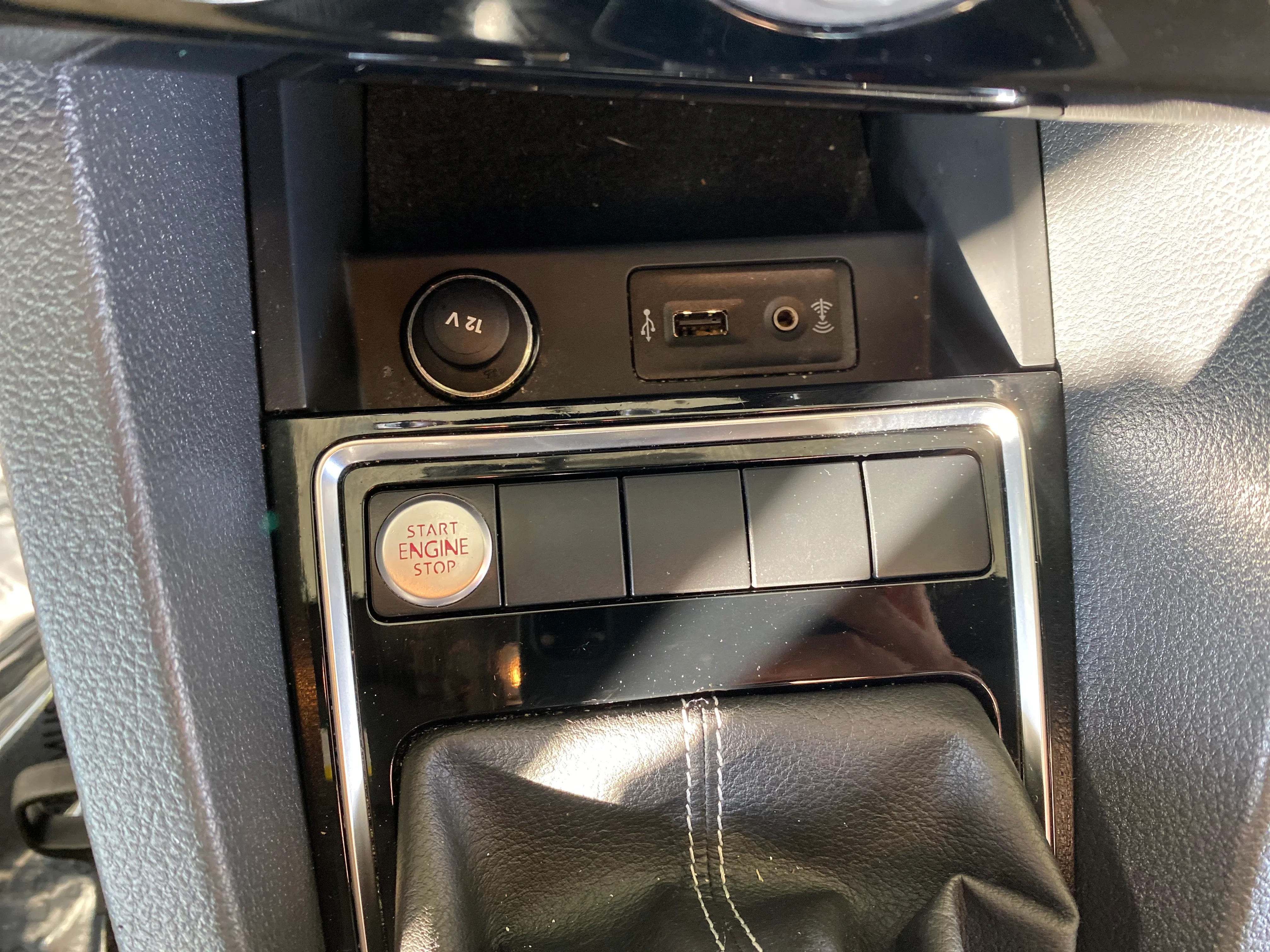 2016 Volkswagen Jetta 1.8T Sport Manual - Image 21
