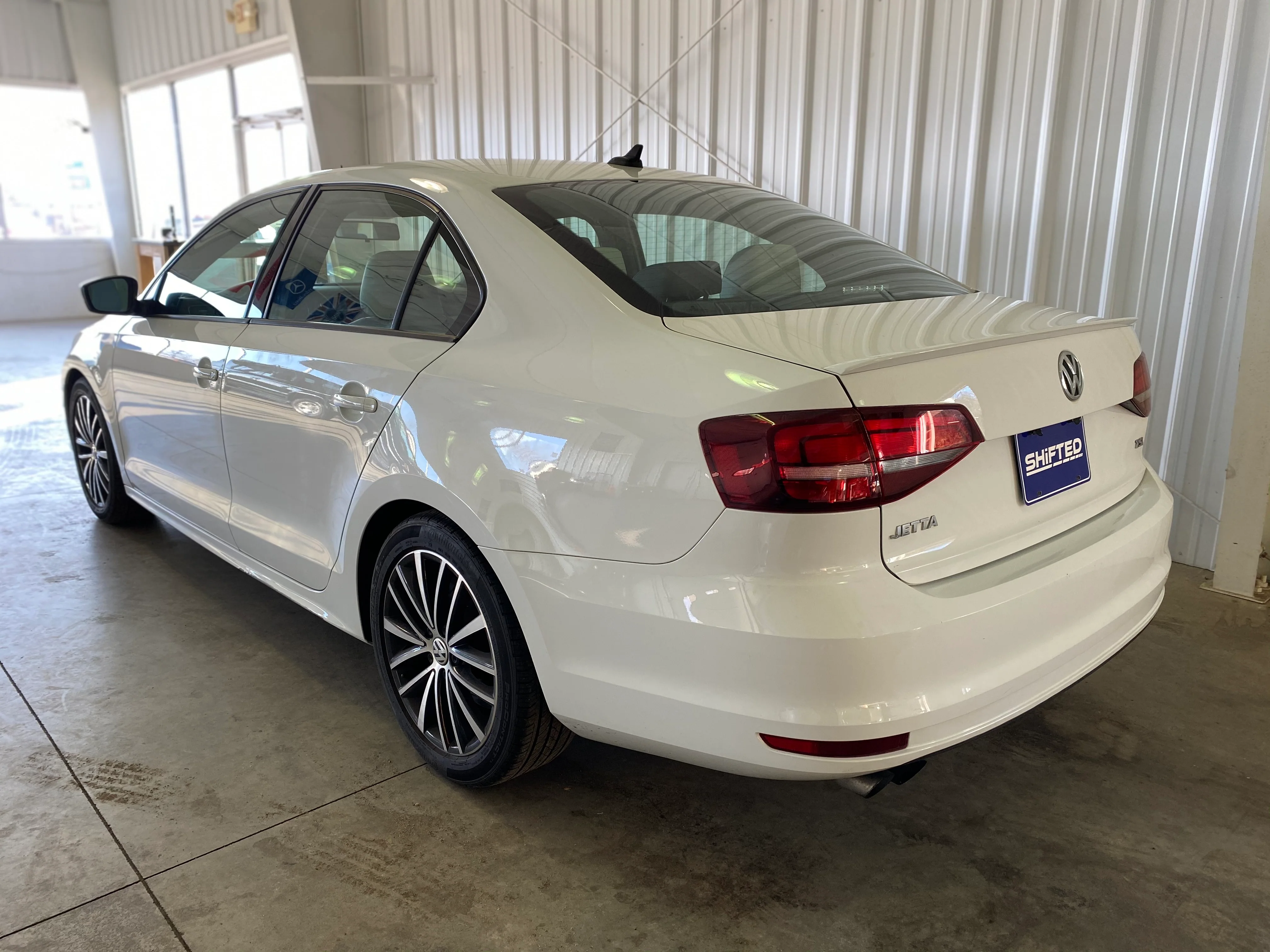 2016 Volkswagen Jetta 1.8T Sport Manual - Image 3