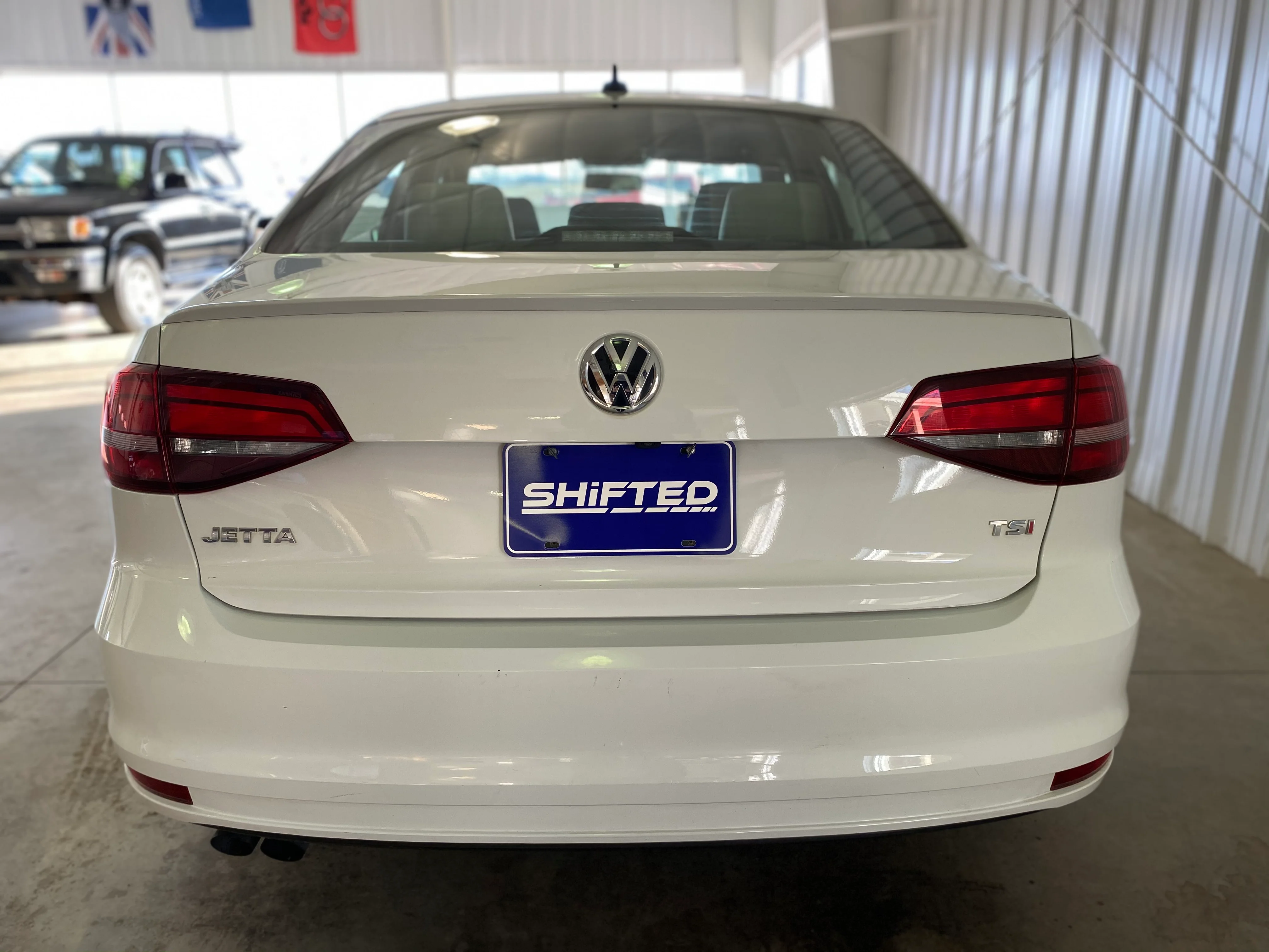2016 Volkswagen Jetta 1.8T Sport Manual - Image 4