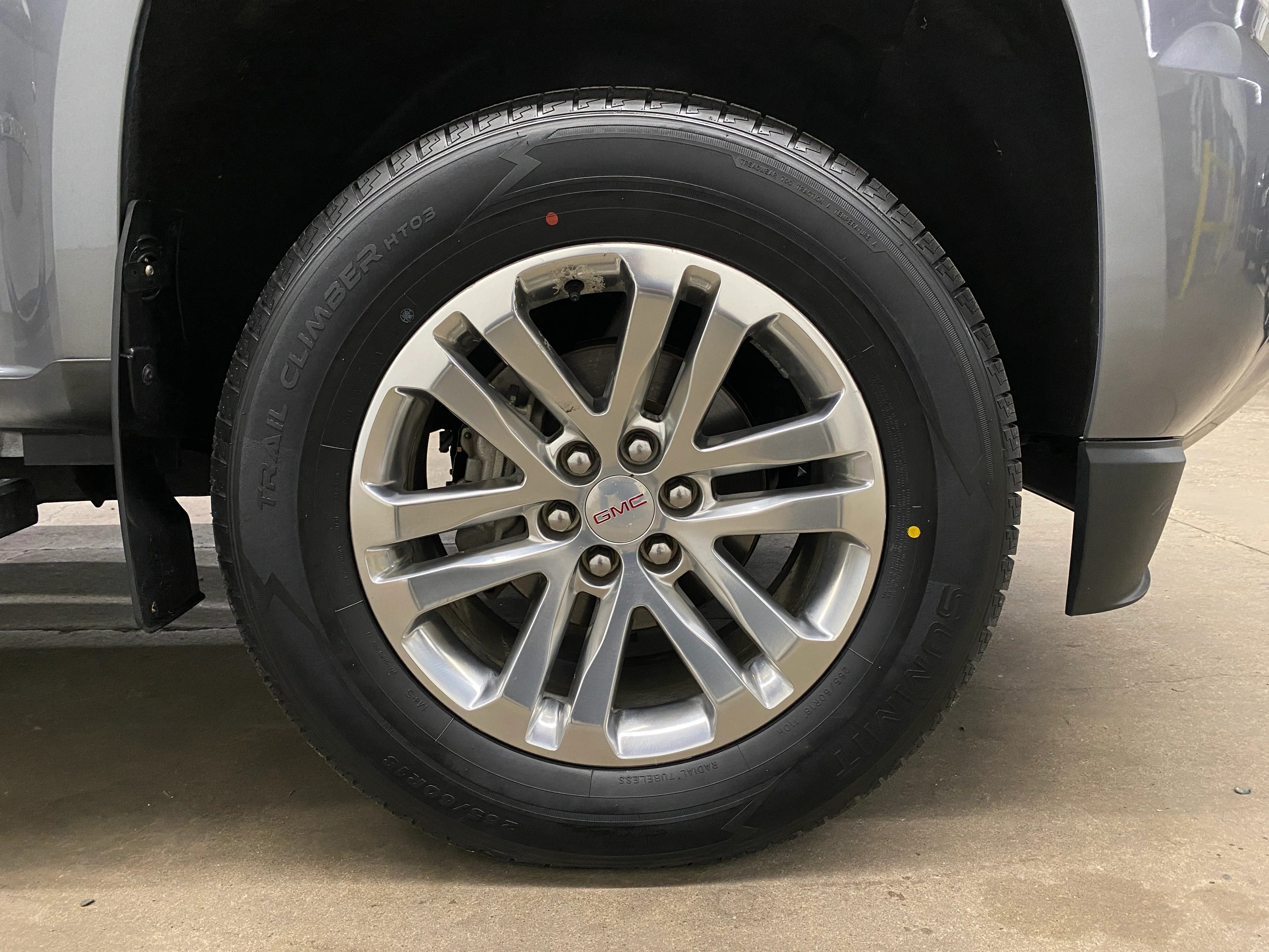 2018 GMC Canyon Crew Cab SLT 4WD - Image 36