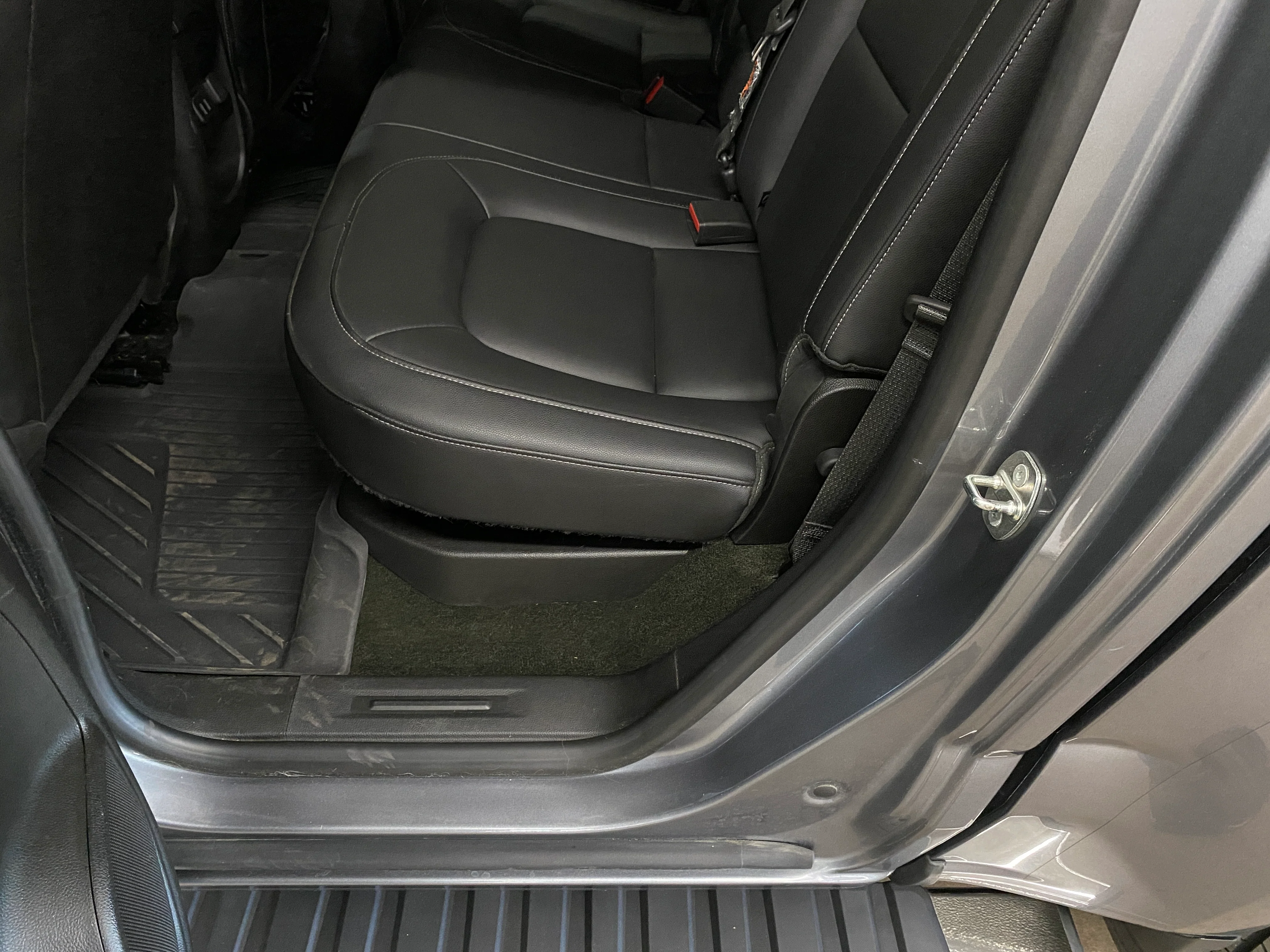 2018 GMC Canyon Crew Cab SLT 4WD - Image 51