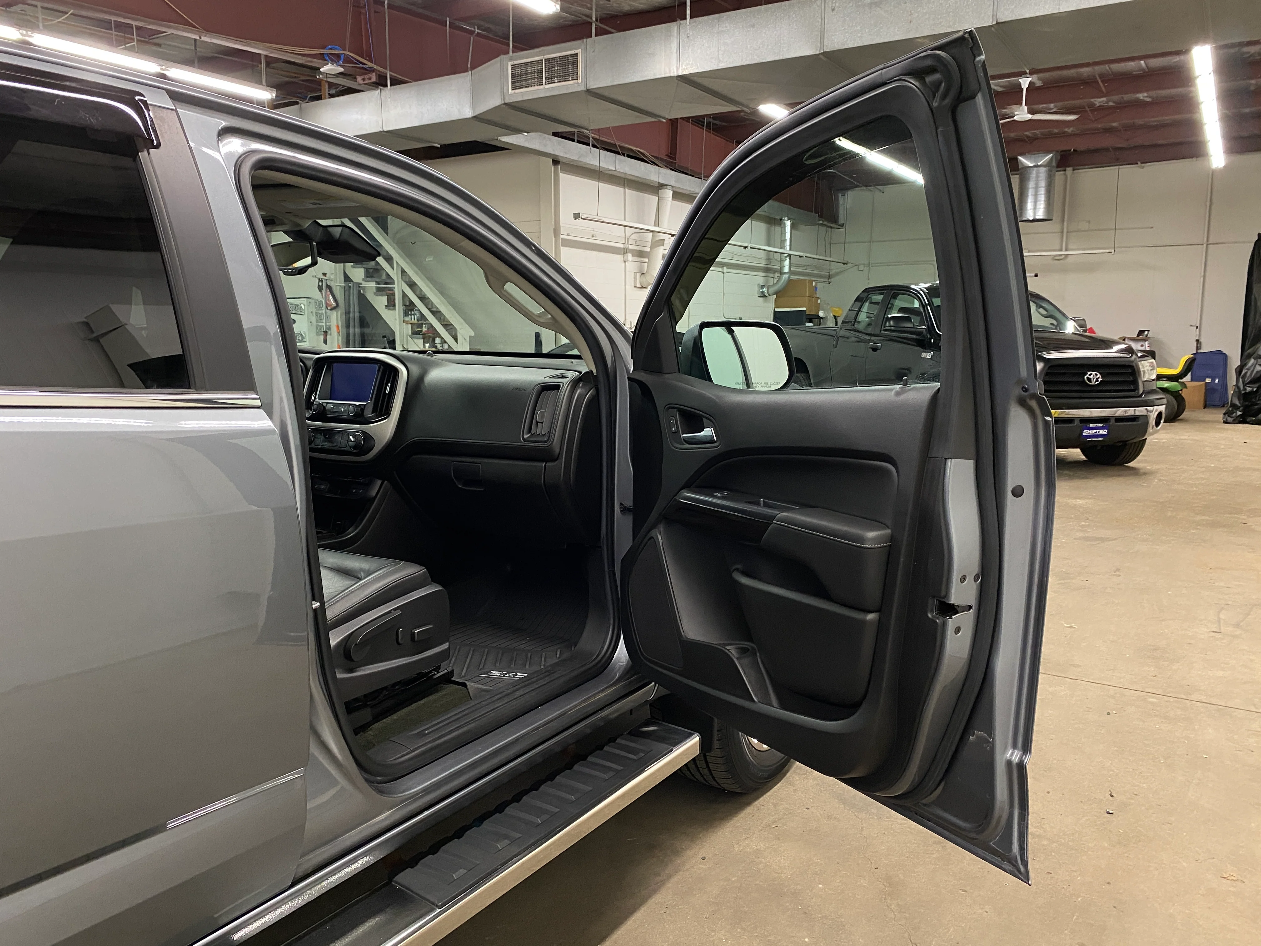 2018 GMC Canyon Crew Cab SLT 4WD - Image 57