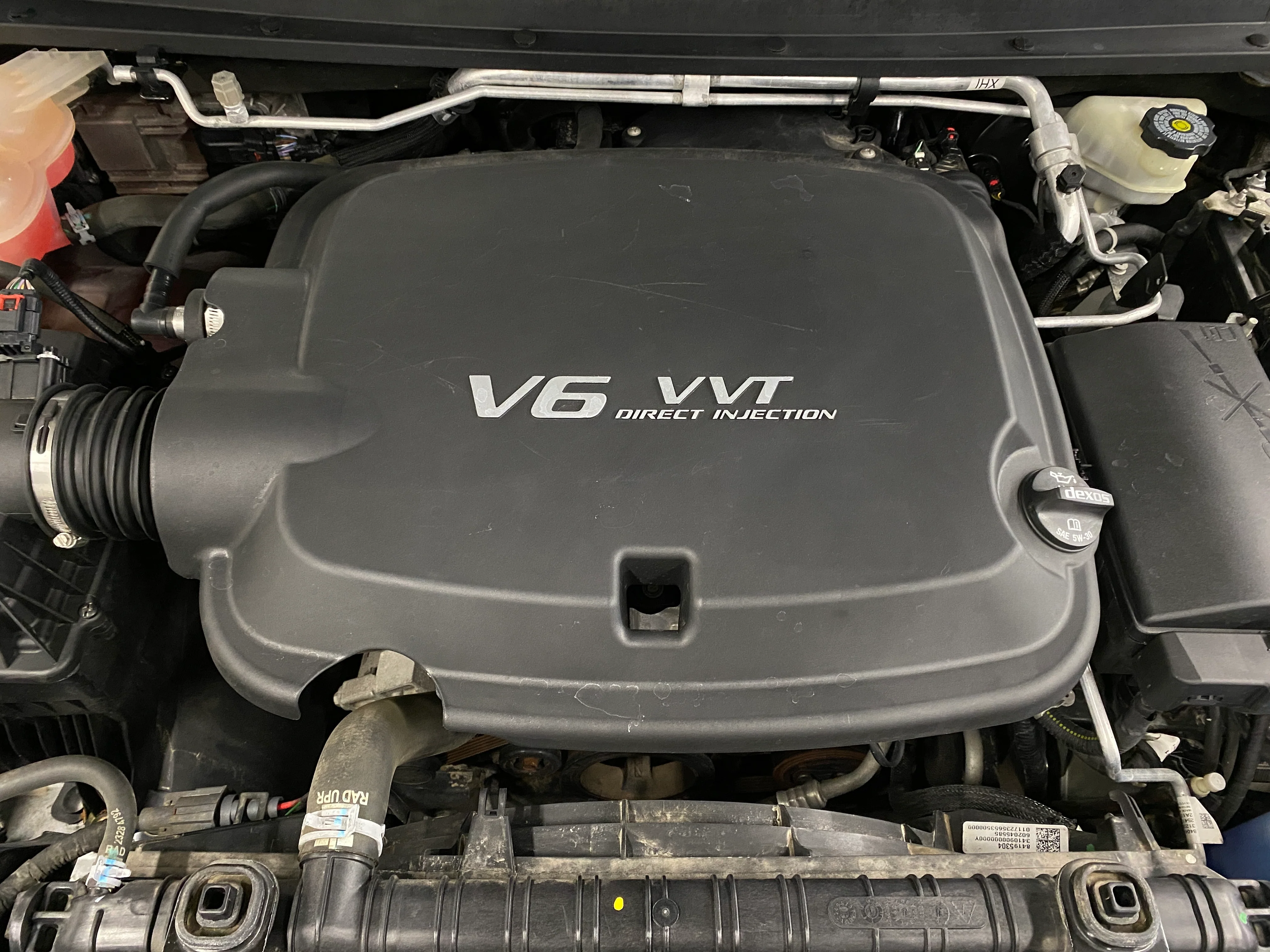 2018 GMC Canyon Crew Cab SLT 4WD - Image 9