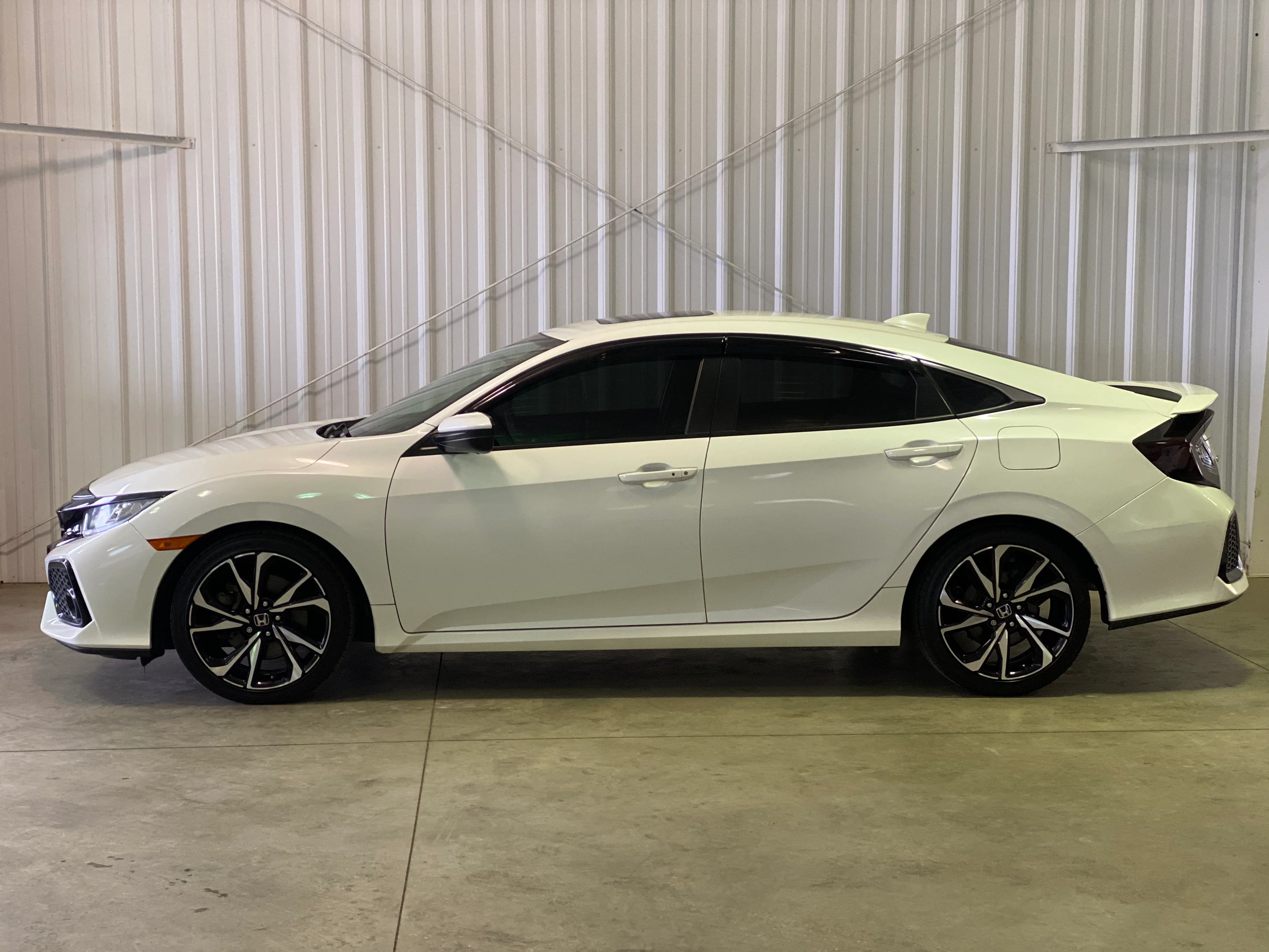 2018 Honda Civic Si Sedan Manual - Image 2