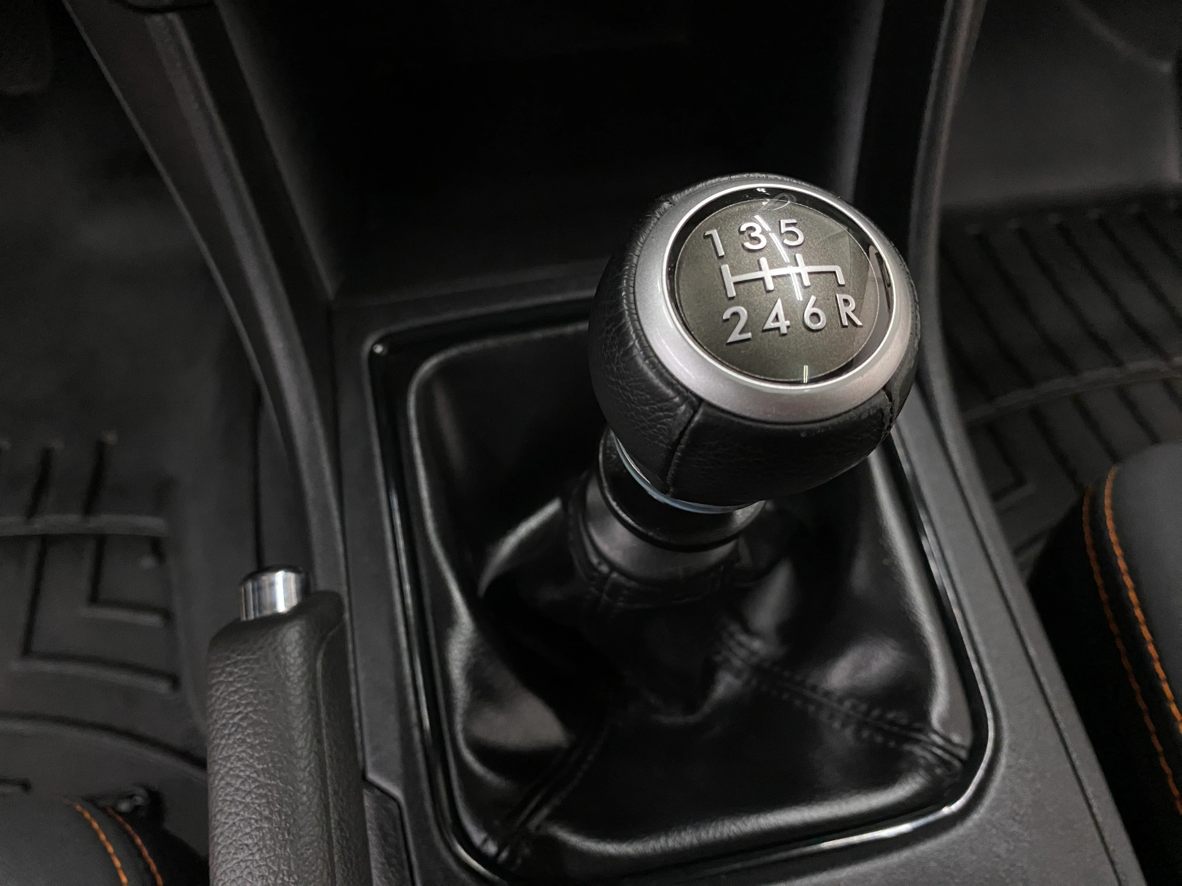 2018 Subaru Crosstrek Premium Manual - Image 28