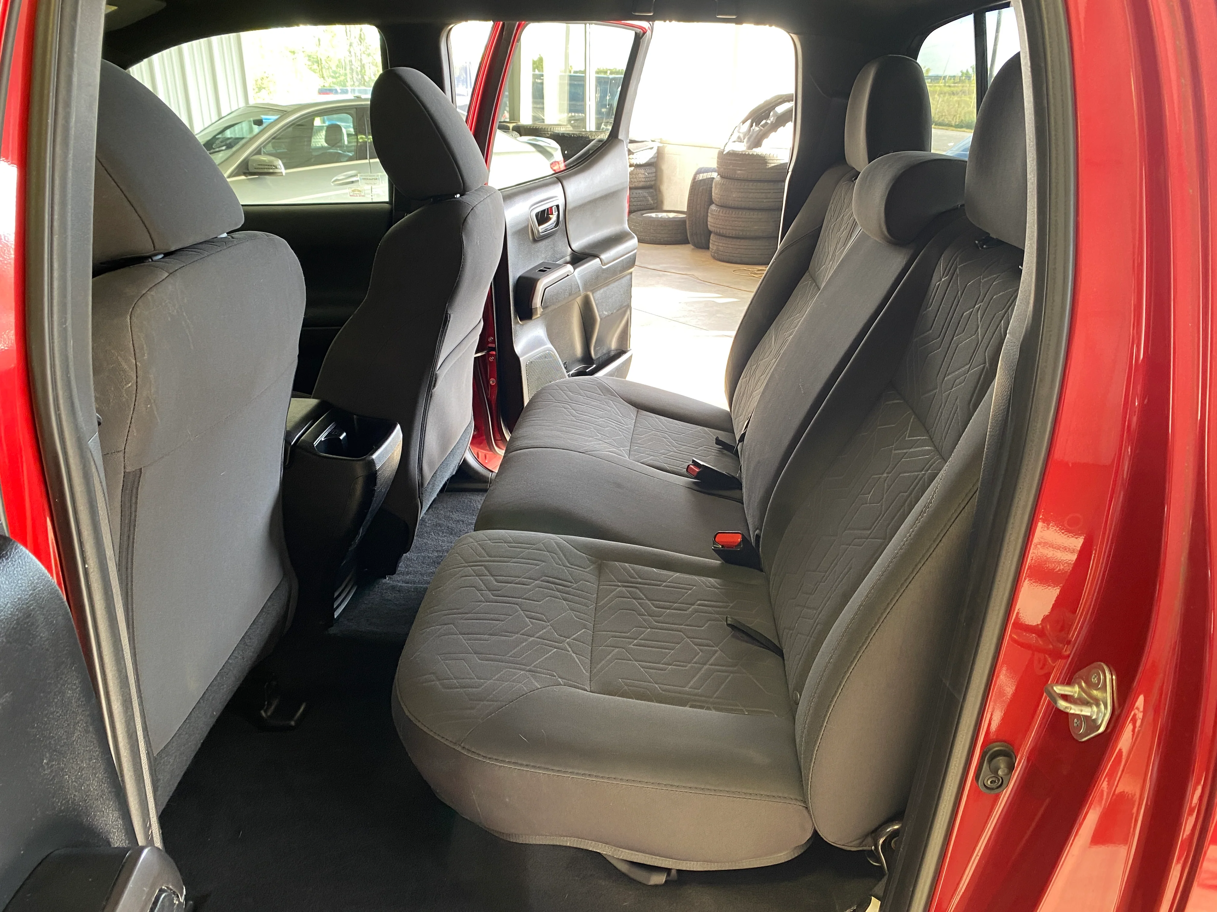 2018 Toyota Tacoma TRD Sport Double Cab 6-speed Manual - Image 11