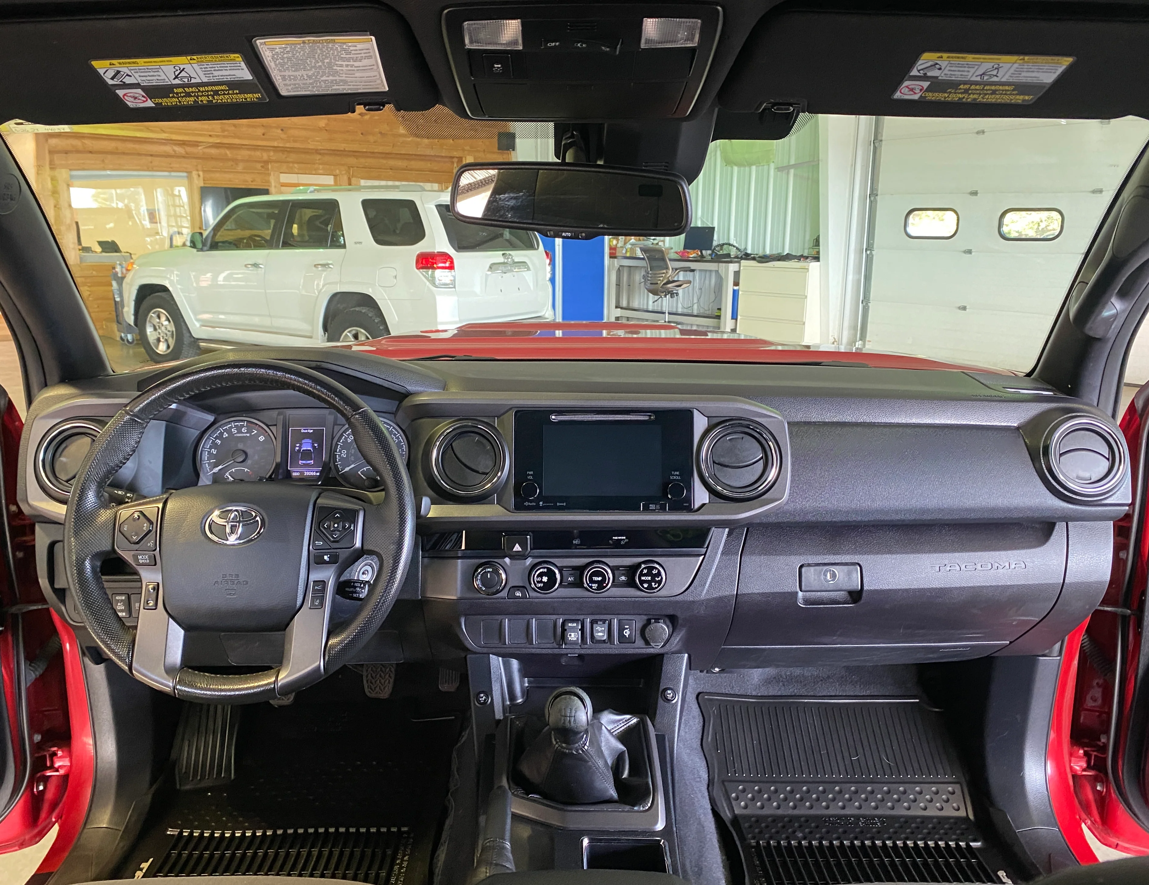 2018 Toyota Tacoma TRD Sport Double Cab 6-speed Manual - Image 14