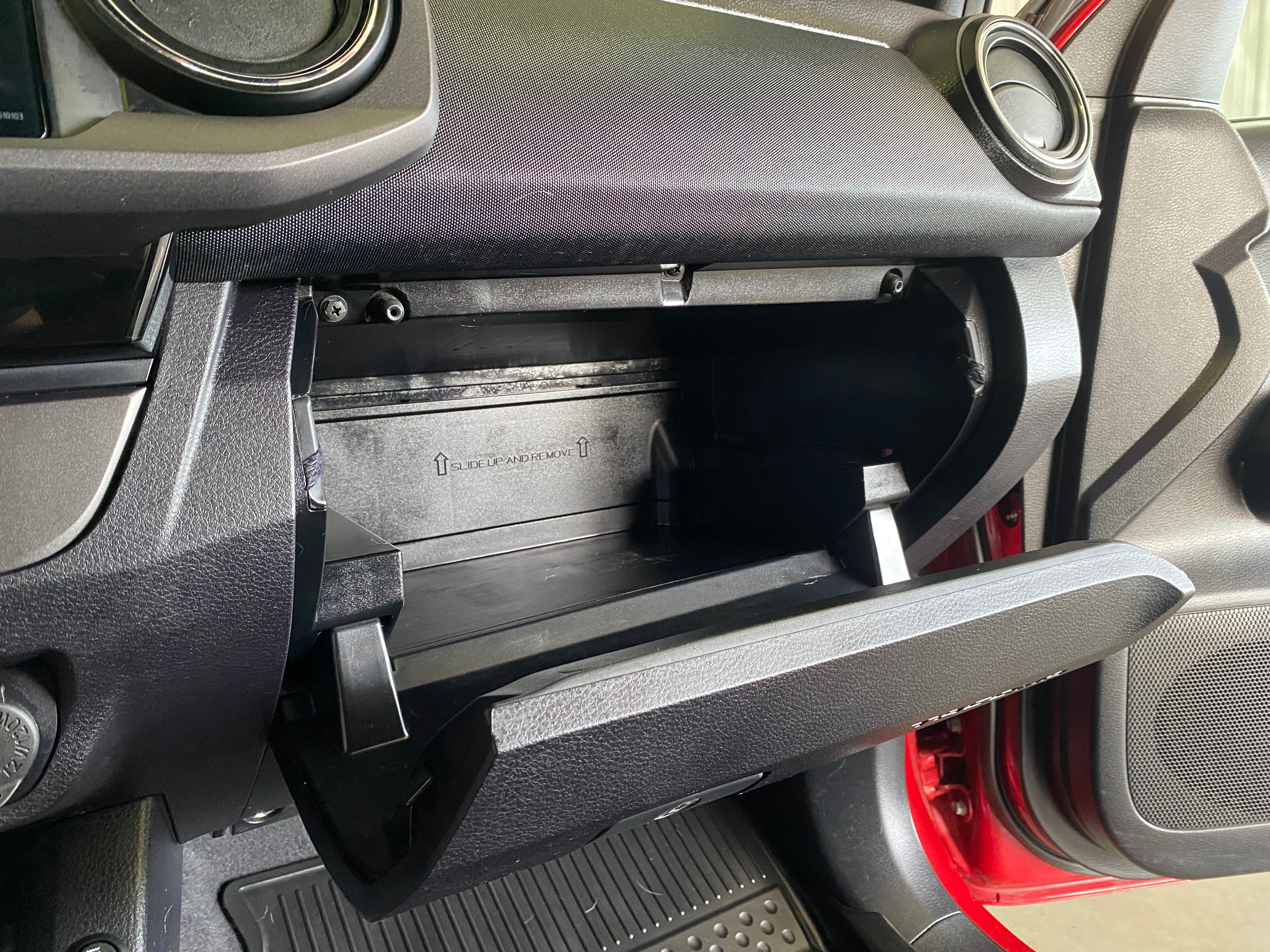 2018 Toyota Tacoma TRD Sport Double Cab 6-speed Manual - Image 15