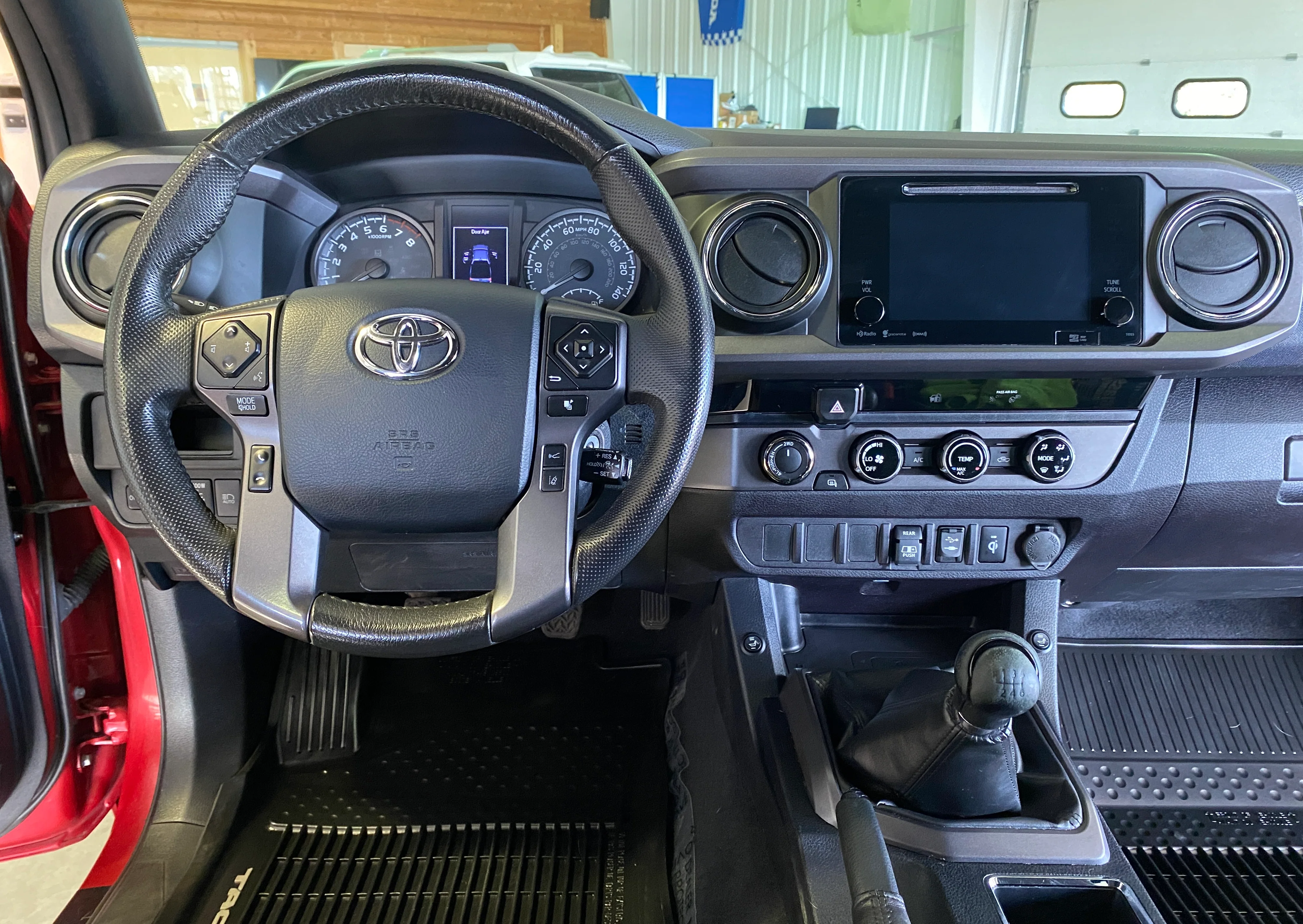 2018 Toyota Tacoma TRD Sport Double Cab 6-speed Manual - Image 16