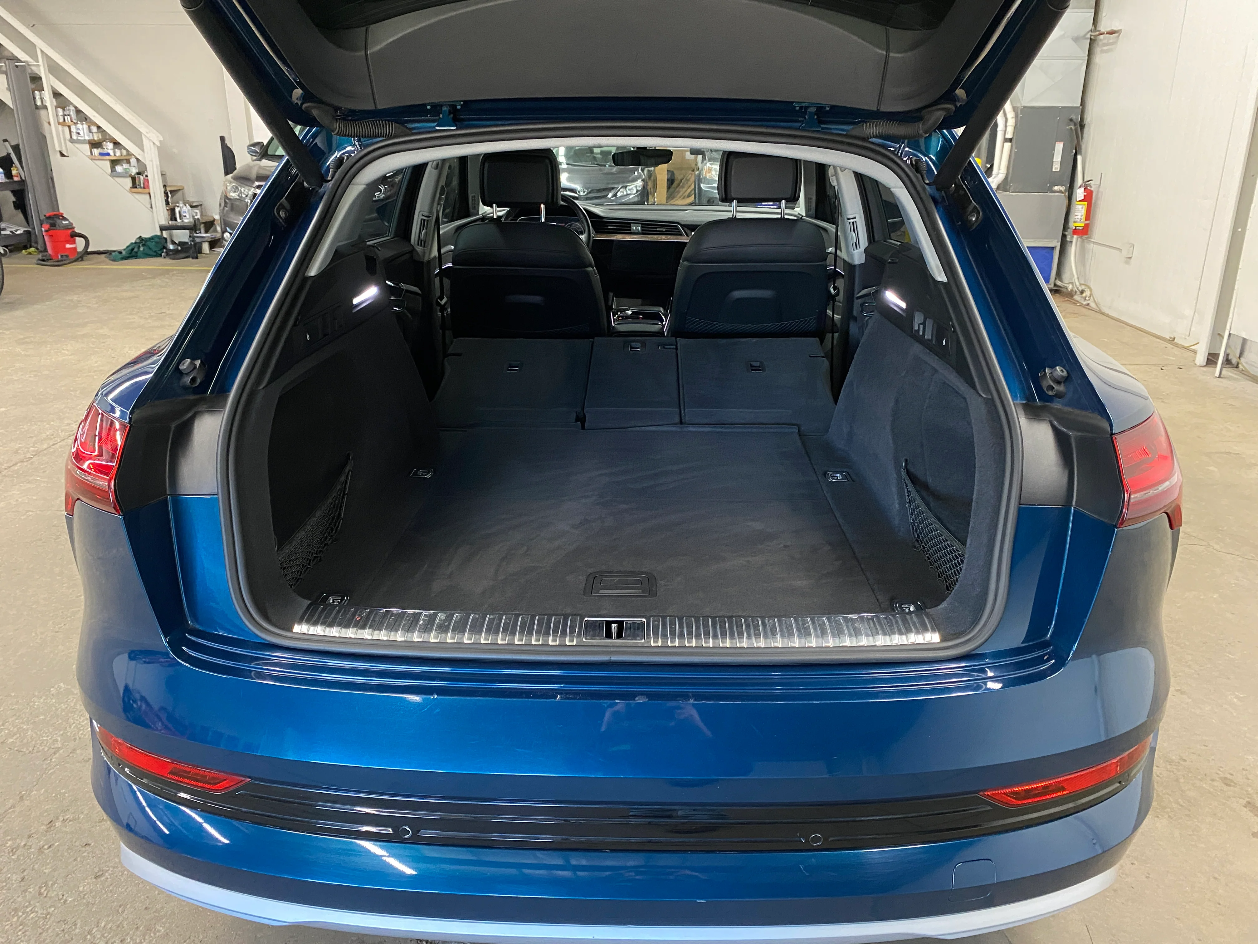 2019 Audi e-tron Prestige - Image 15