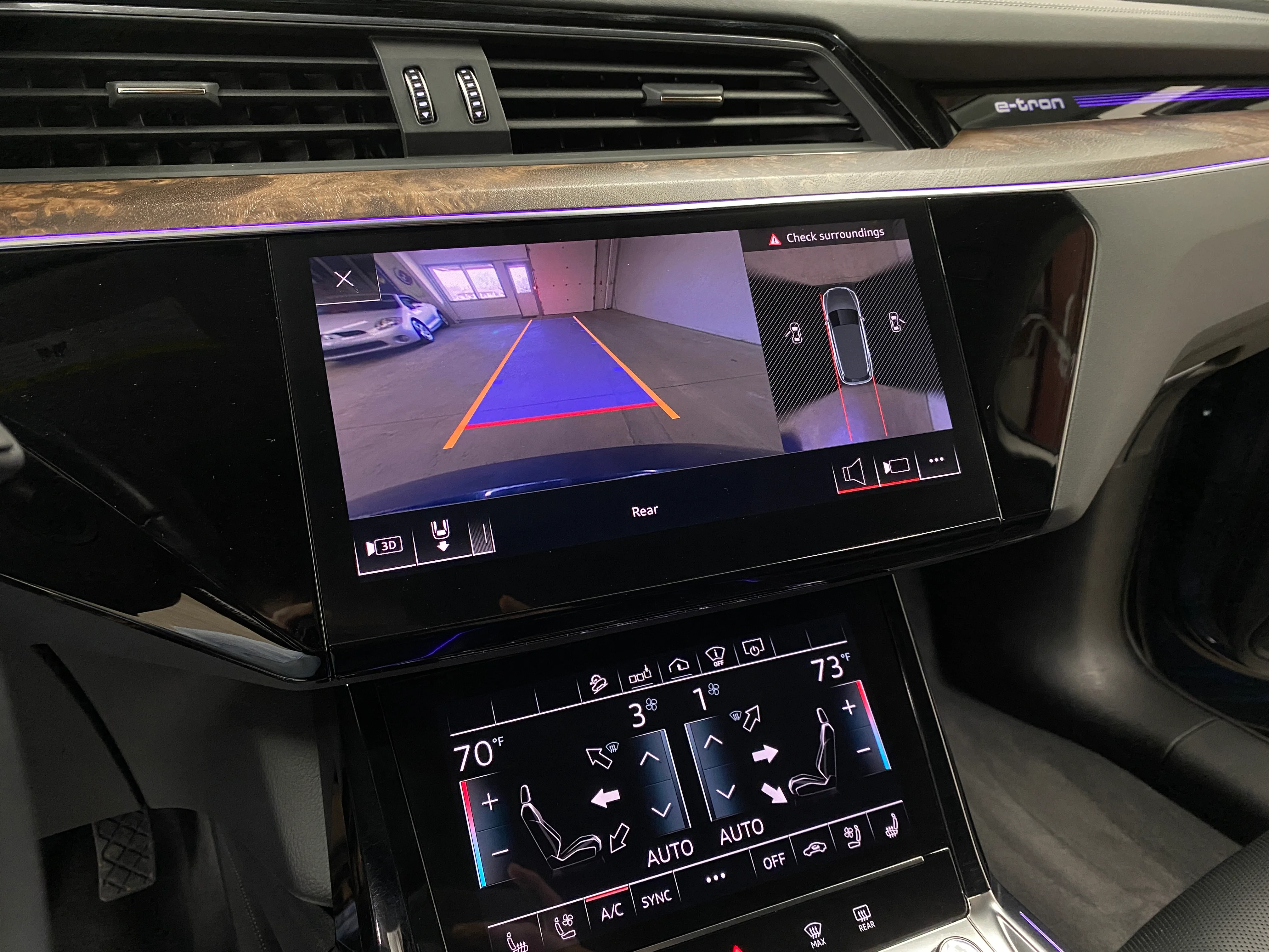 2019 Audi e-tron Prestige - Image 28