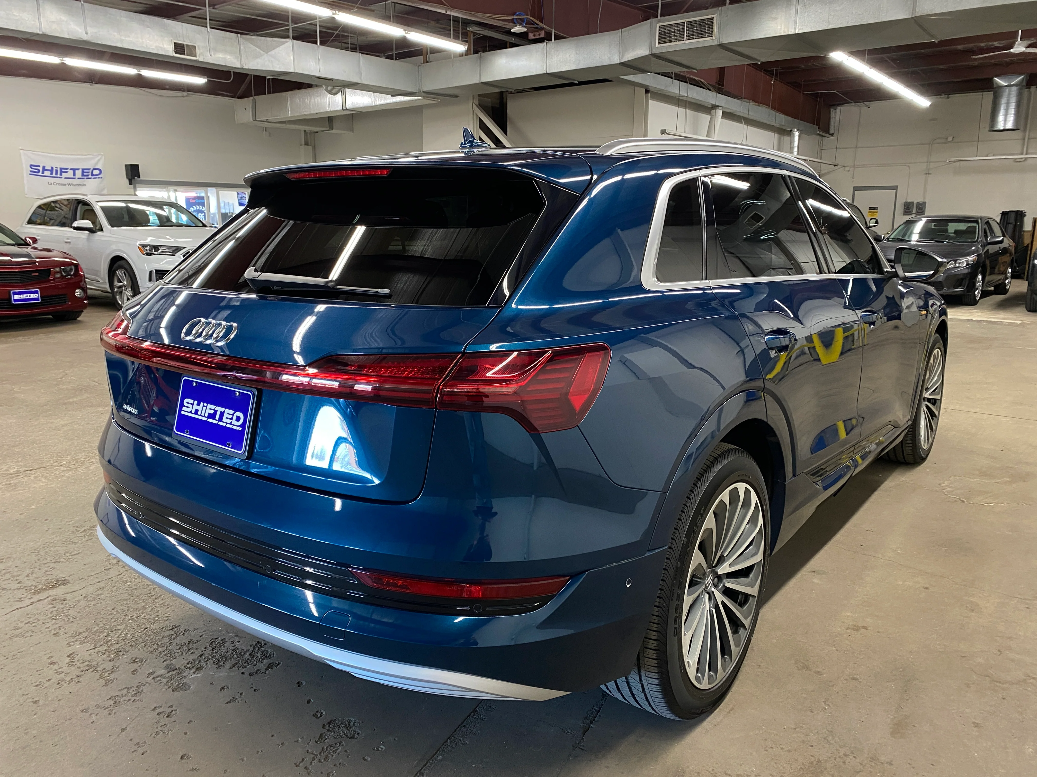 2019 Audi e-tron Prestige - Image 5