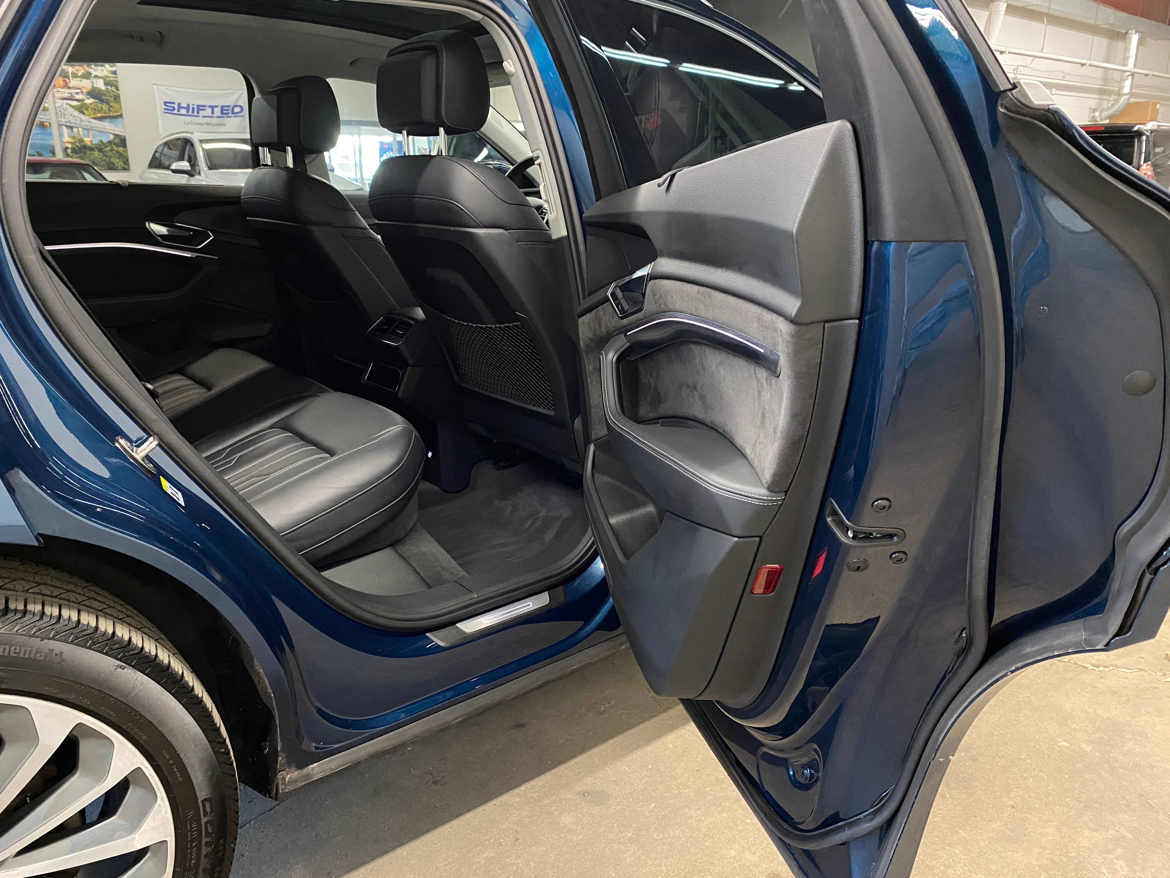 2019 Audi e-tron Prestige - Image 50