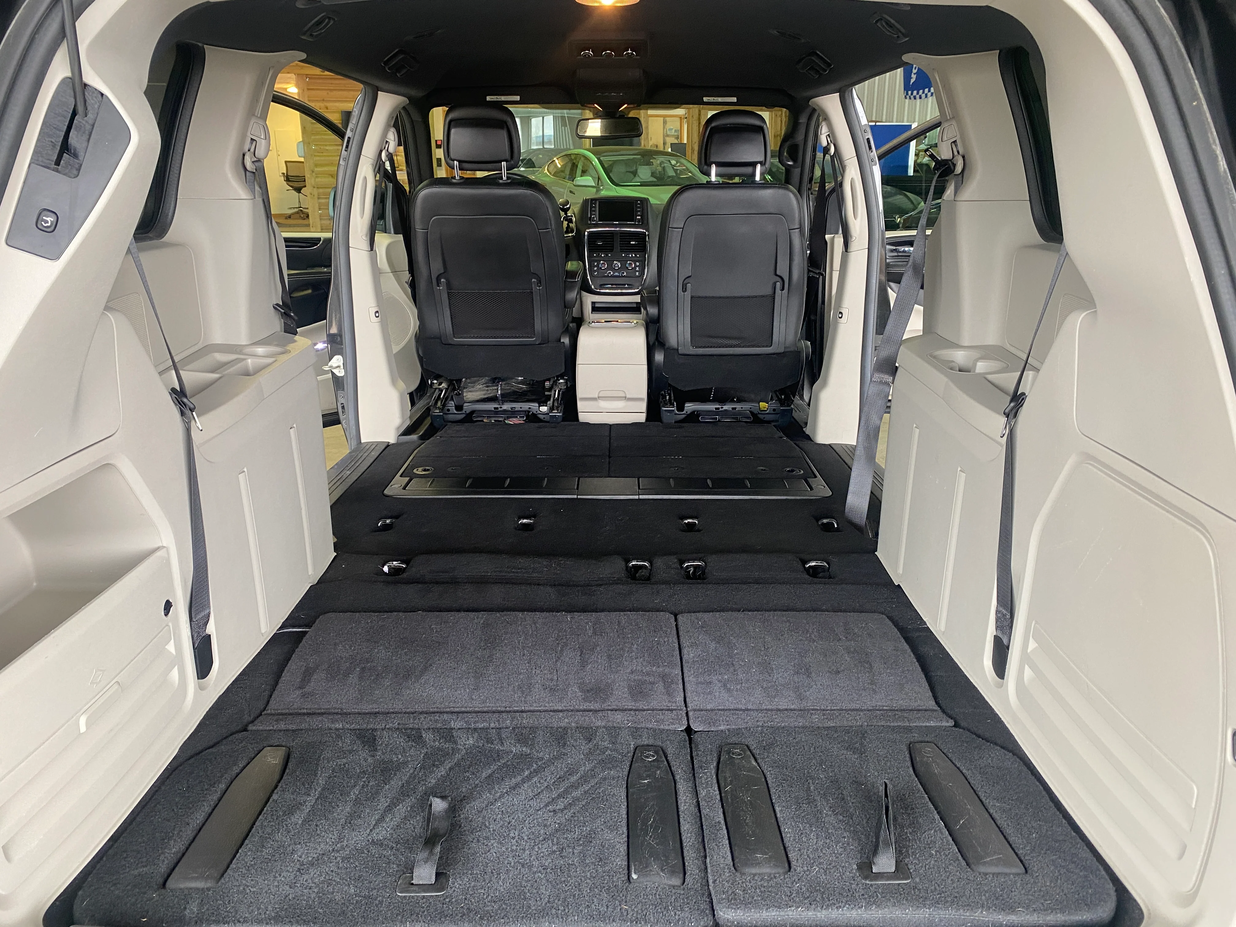 2019 Dodge Grand Caravan SXT - Image 15