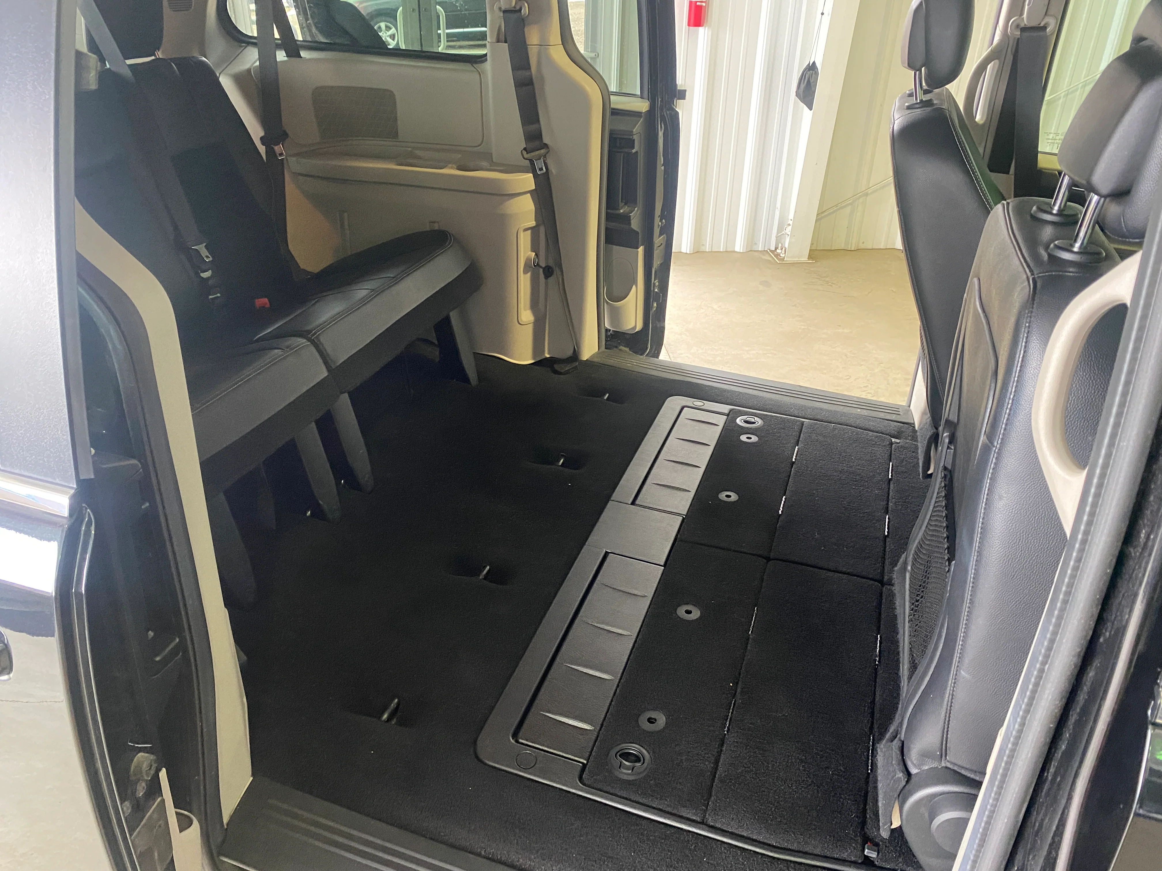 2019 Dodge Grand Caravan SXT - Image 18