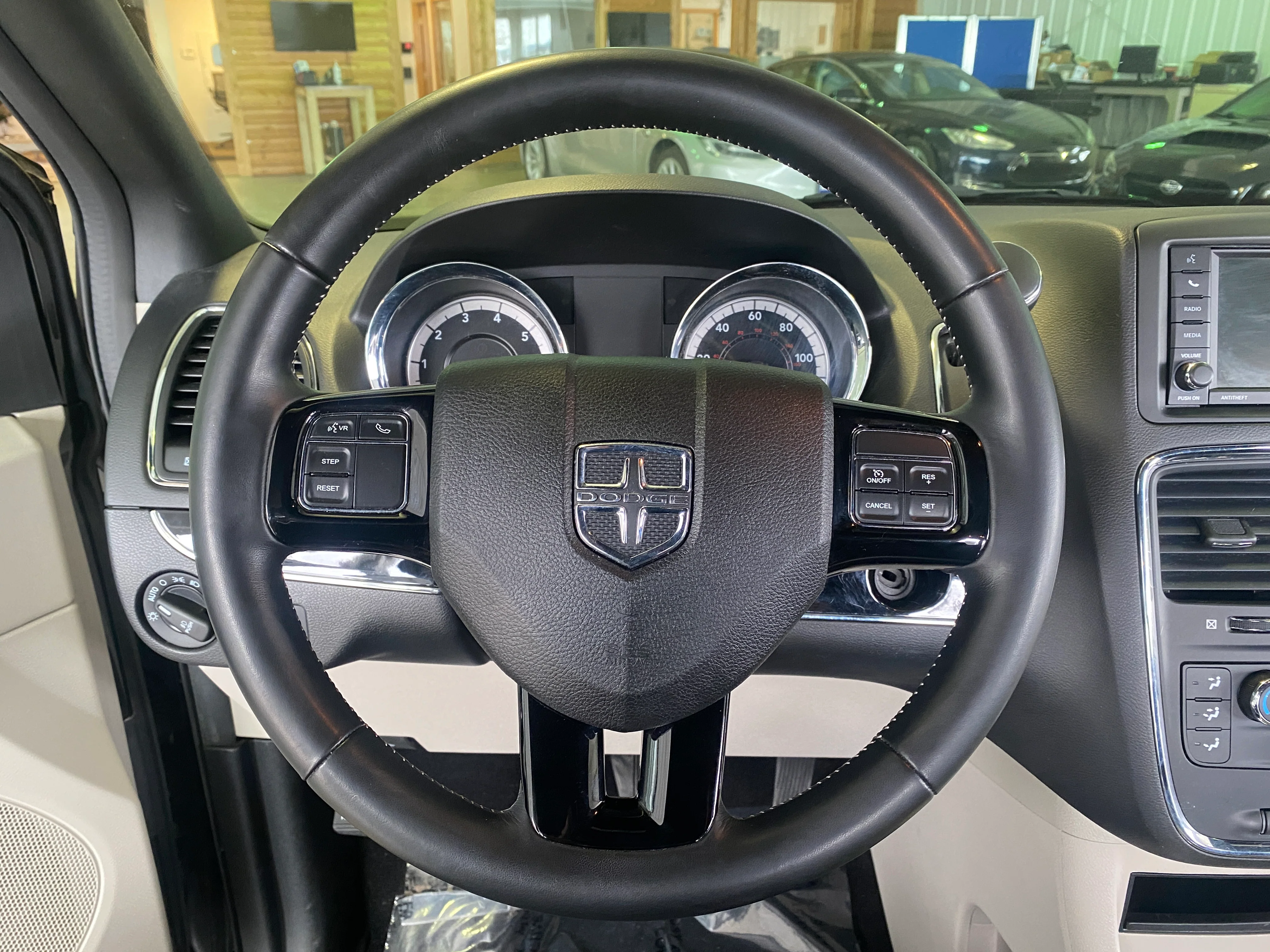 2019 Dodge Grand Caravan SXT - Image 22