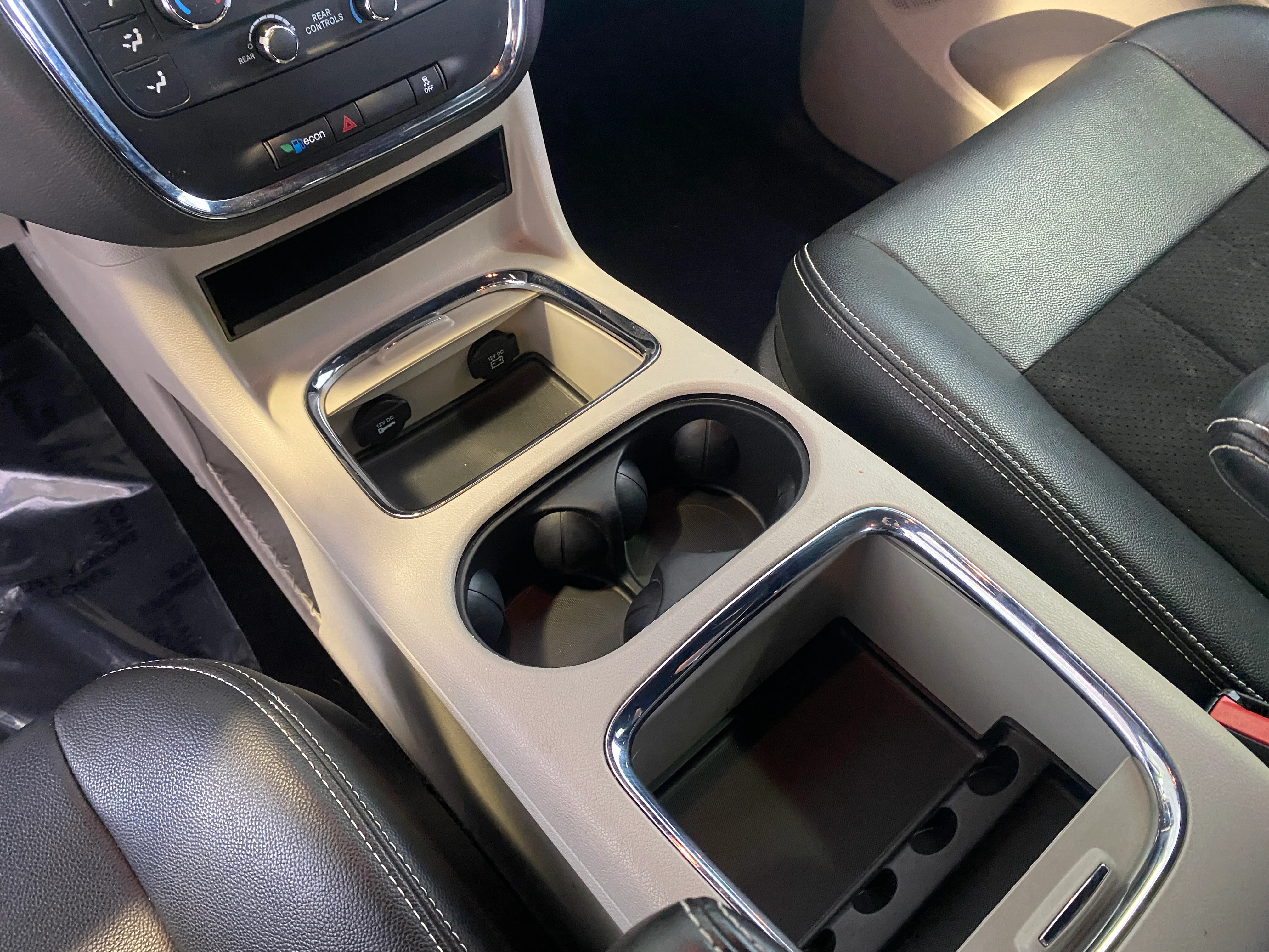 2019 Dodge Grand Caravan SXT - Image 24