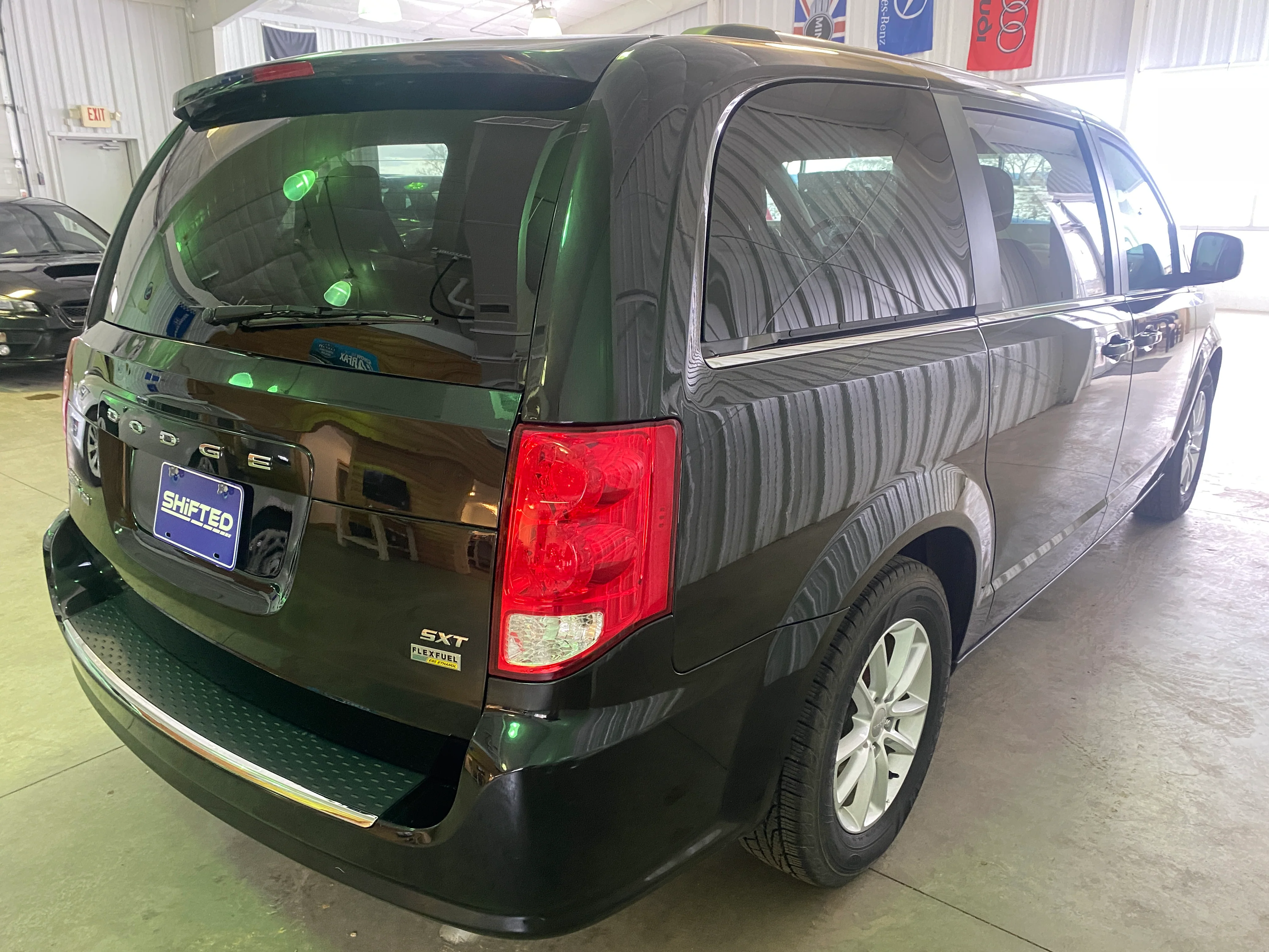 2019 Dodge Grand Caravan SXT - Image 5