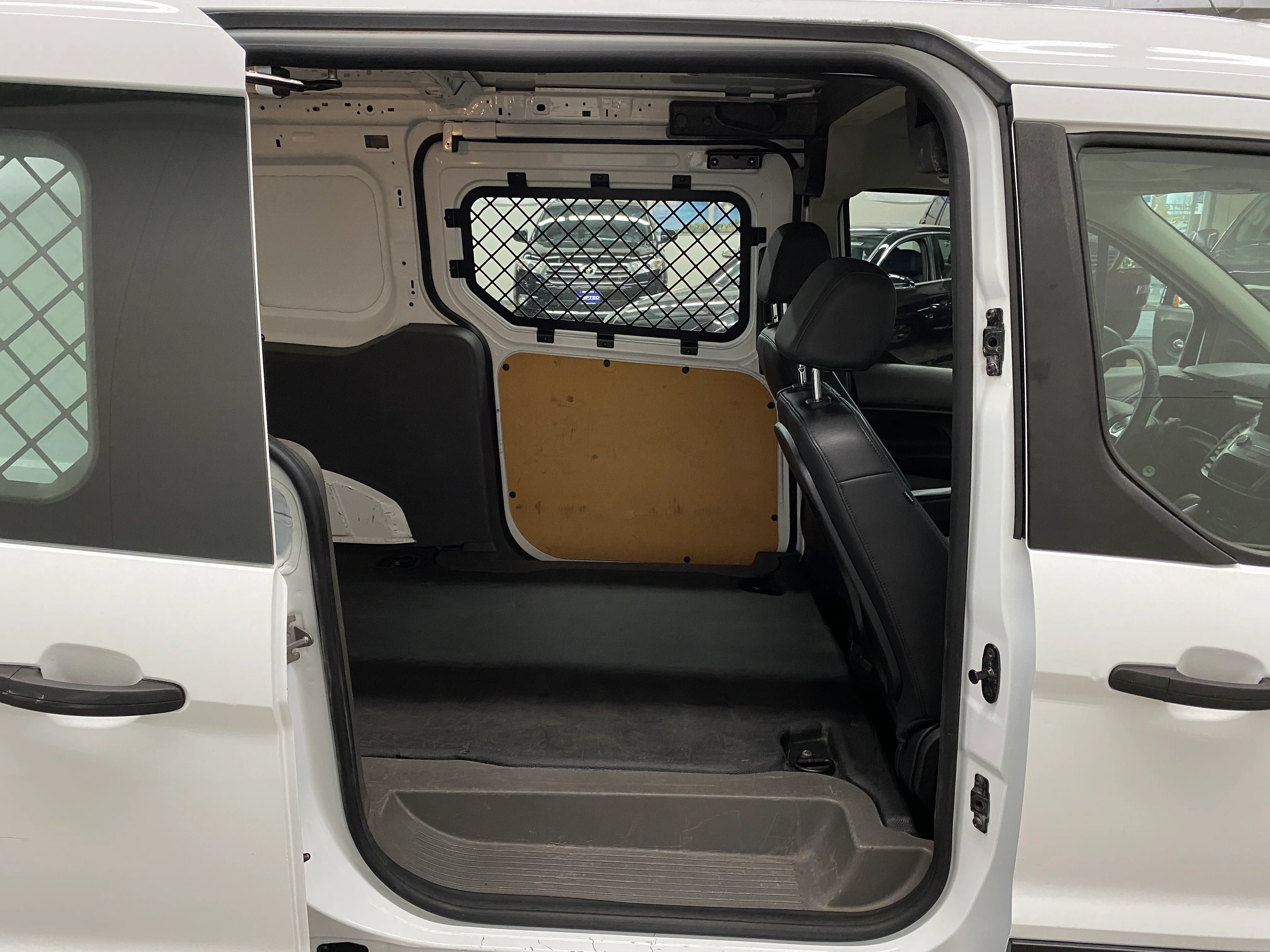2020 Ford Transit Connect XL - Image 14