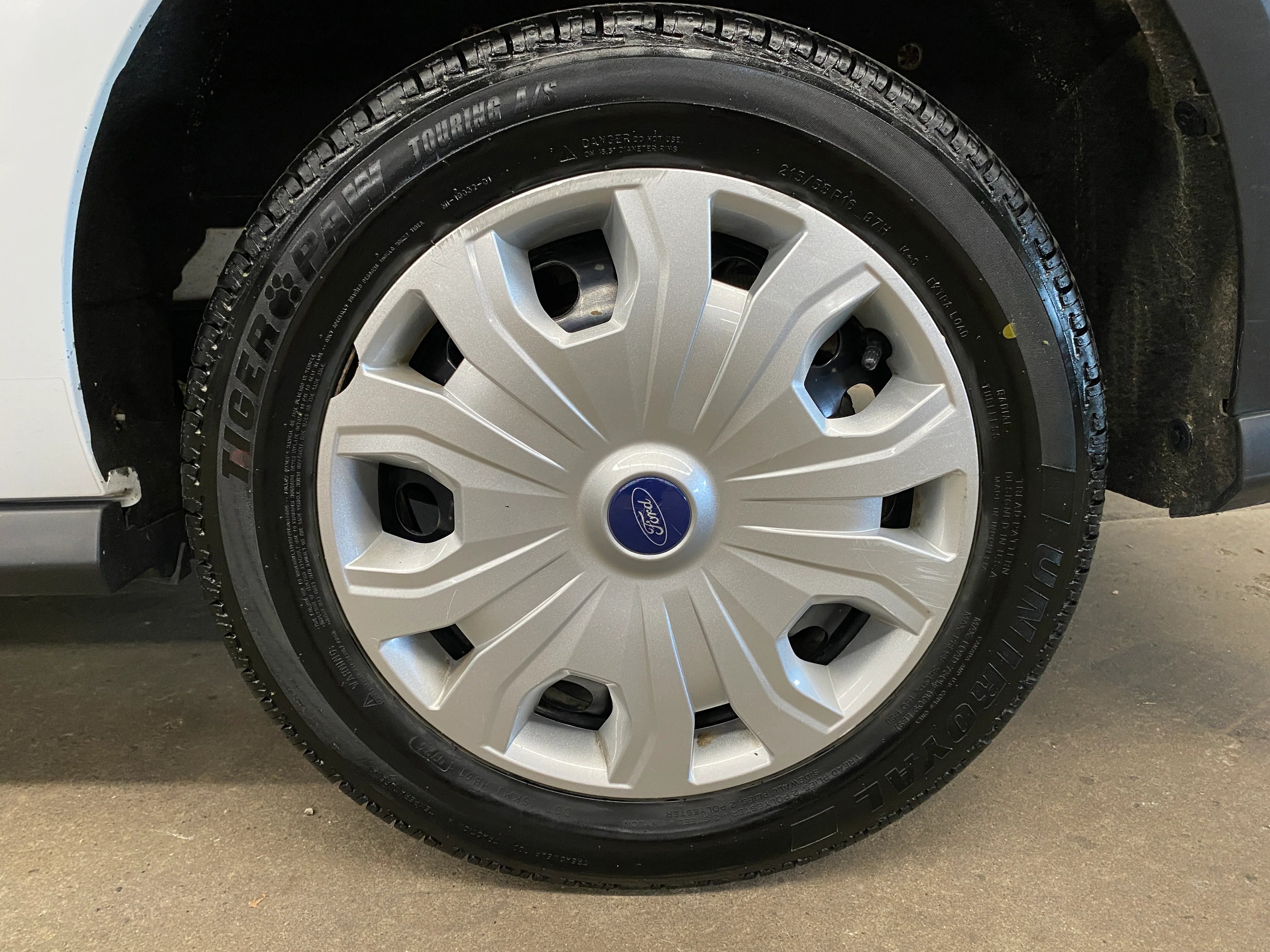 2020 Ford Transit Connect XL - Image 28