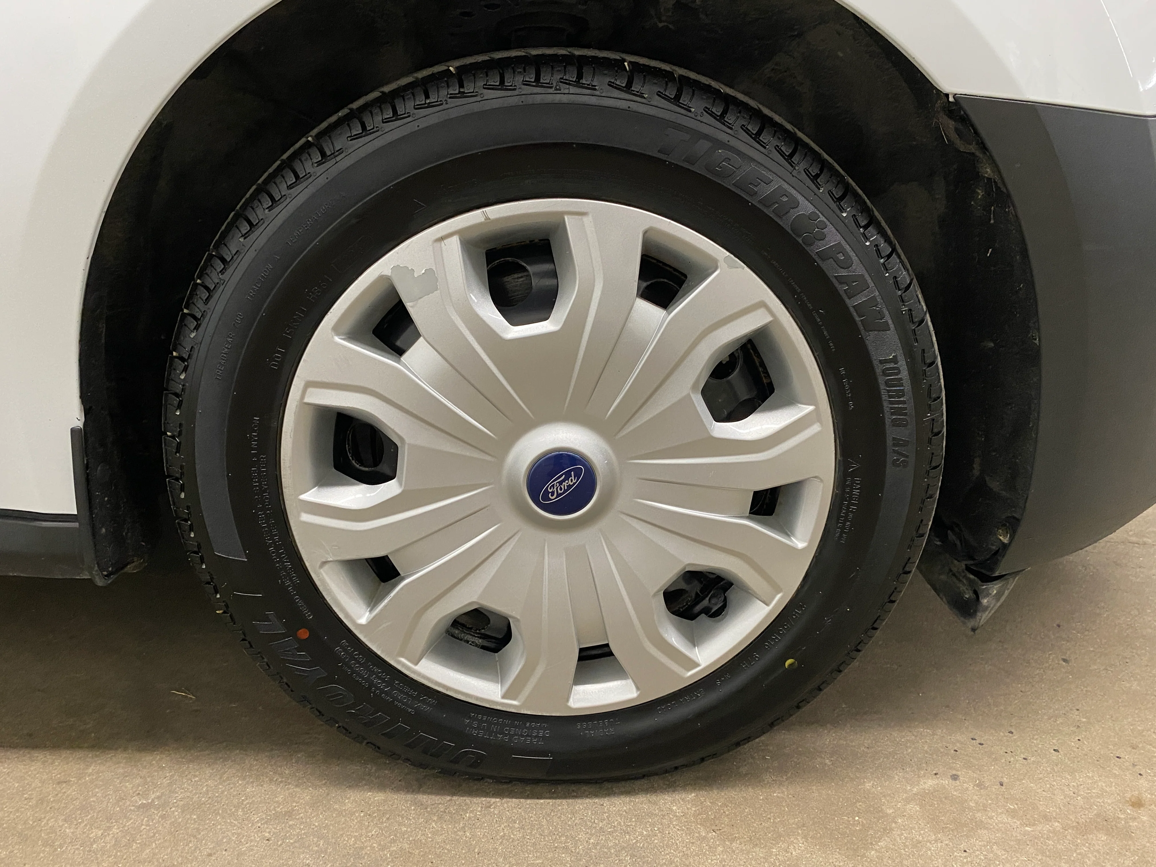 2020 Ford Transit Connect XL - Image 32