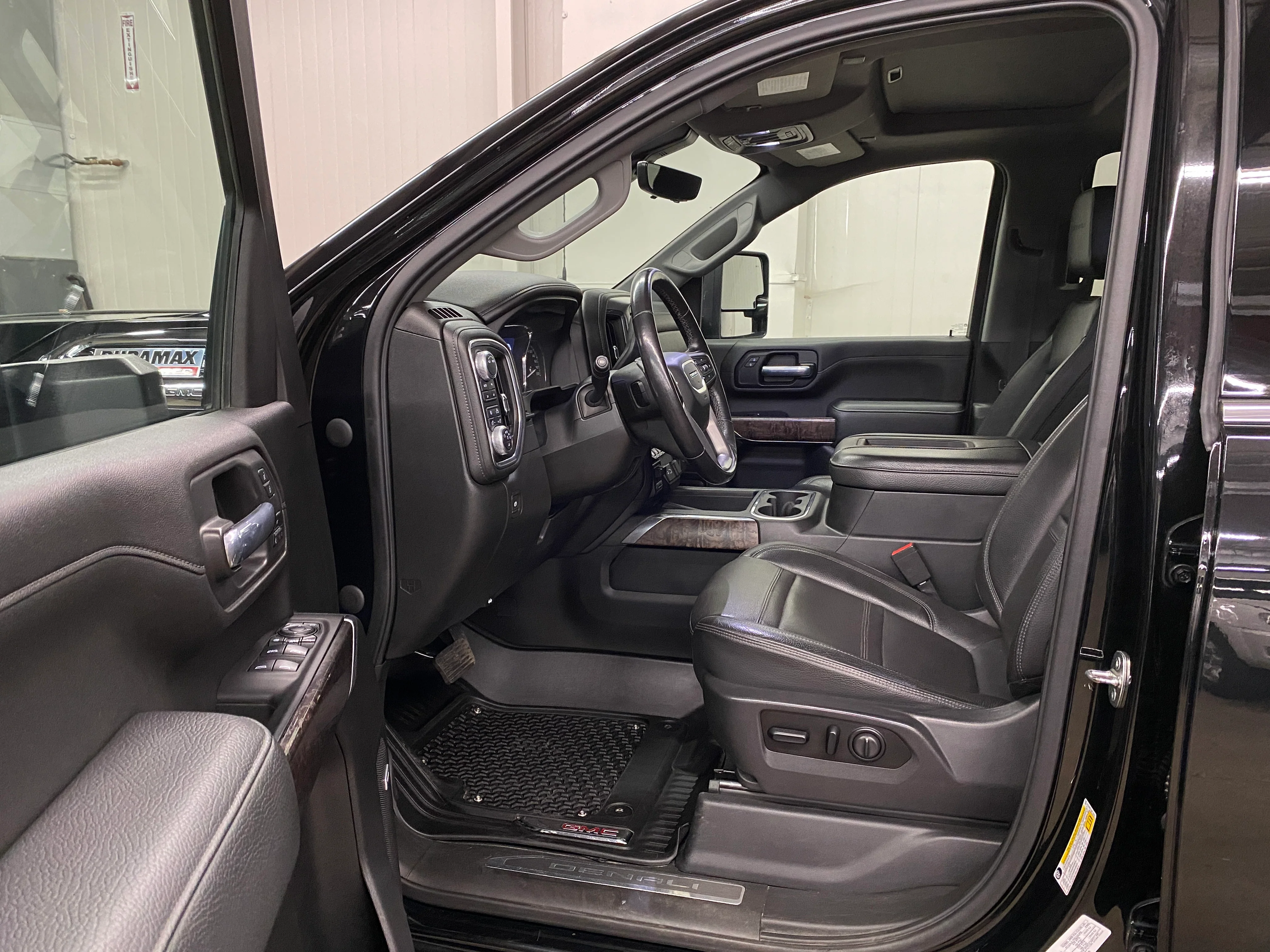 2021 GMC Sierra Denali 3500 - Image 10