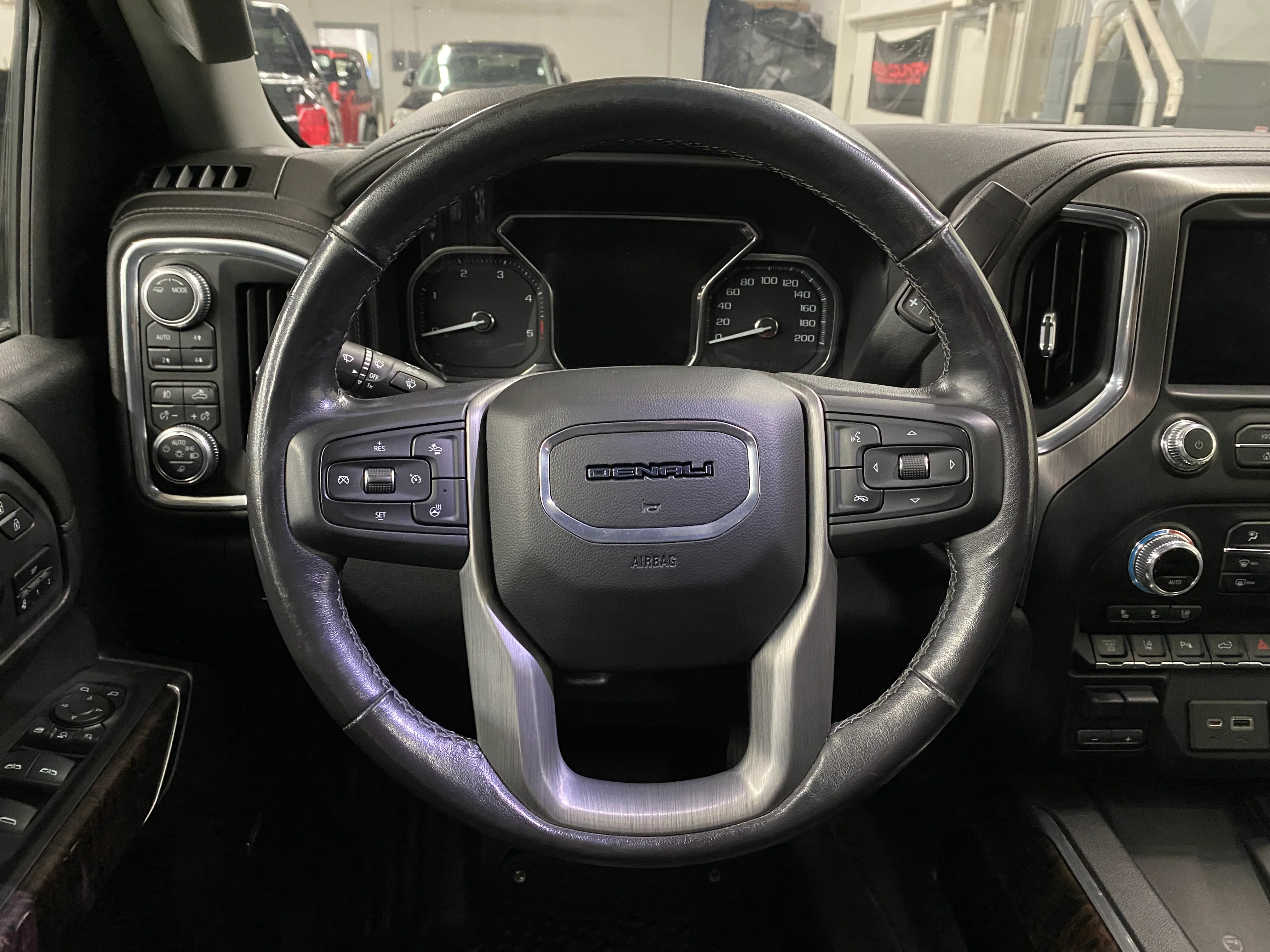 2021 GMC Sierra Denali 3500 - Image 21