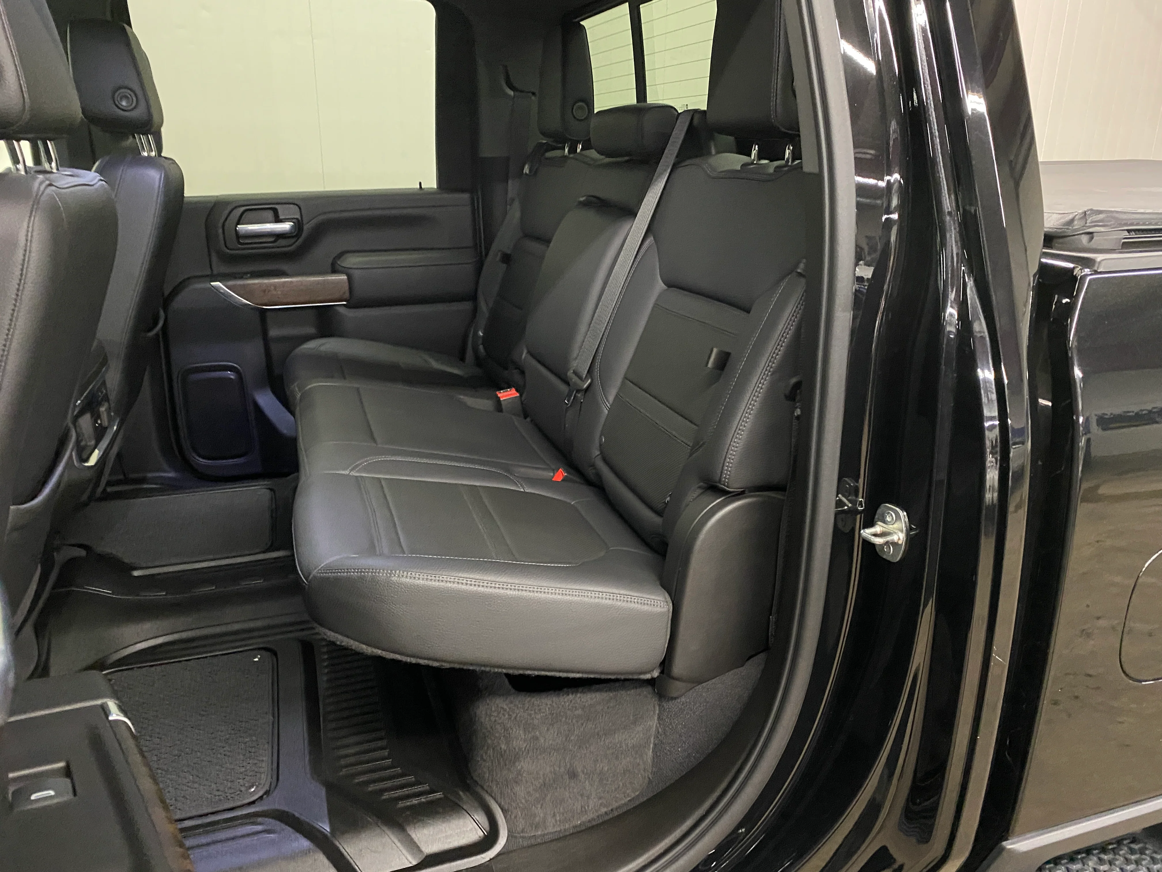 2021 GMC Sierra Denali 3500 - Image 42
