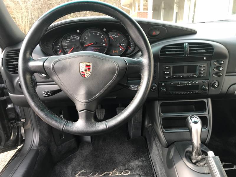 2002 Porsche 911 - Image 16